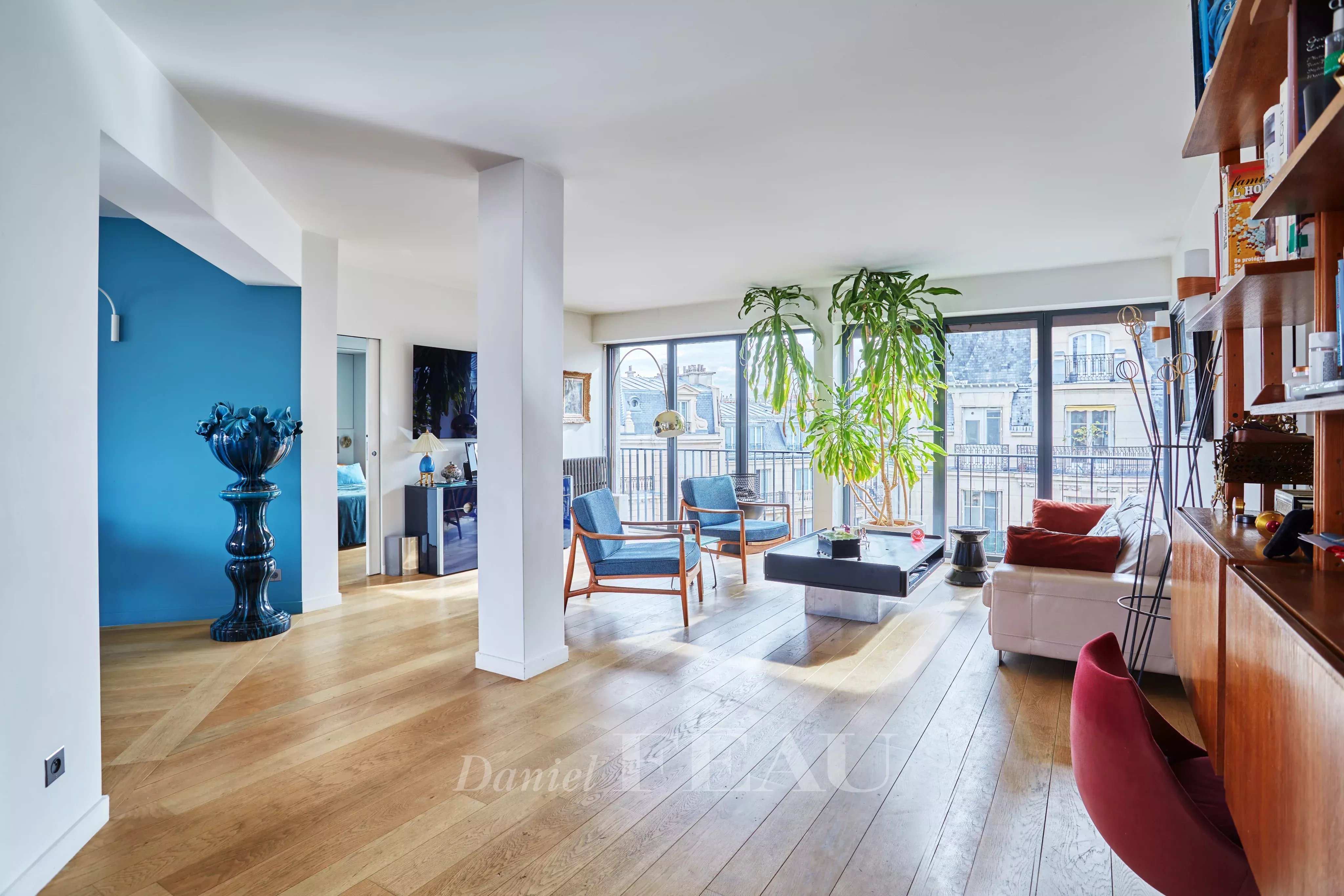 Sale Apartment Paris 16th
