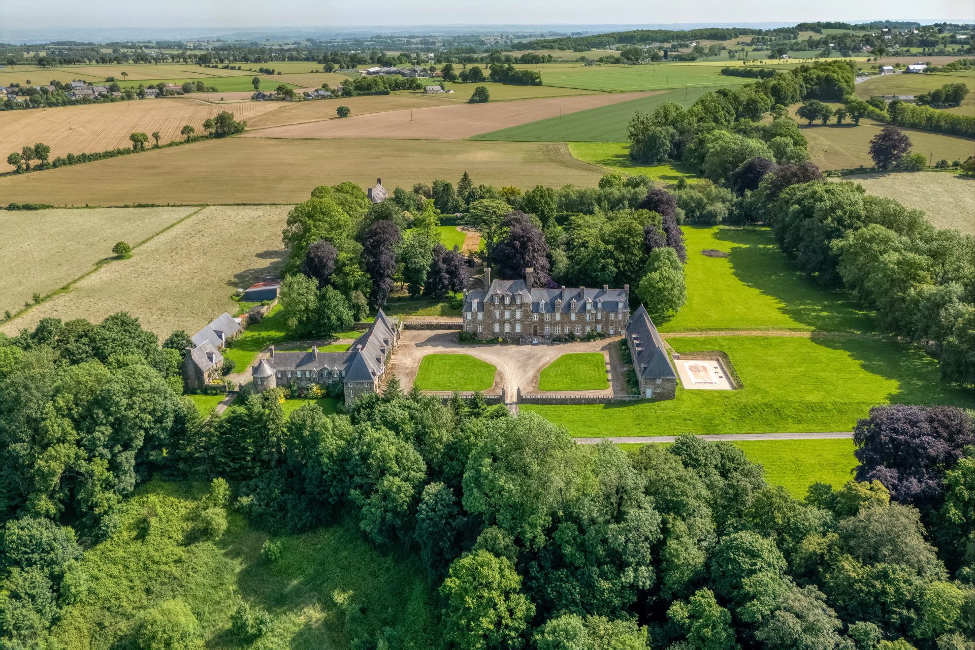 14 Bedroom Chateau's Image 9