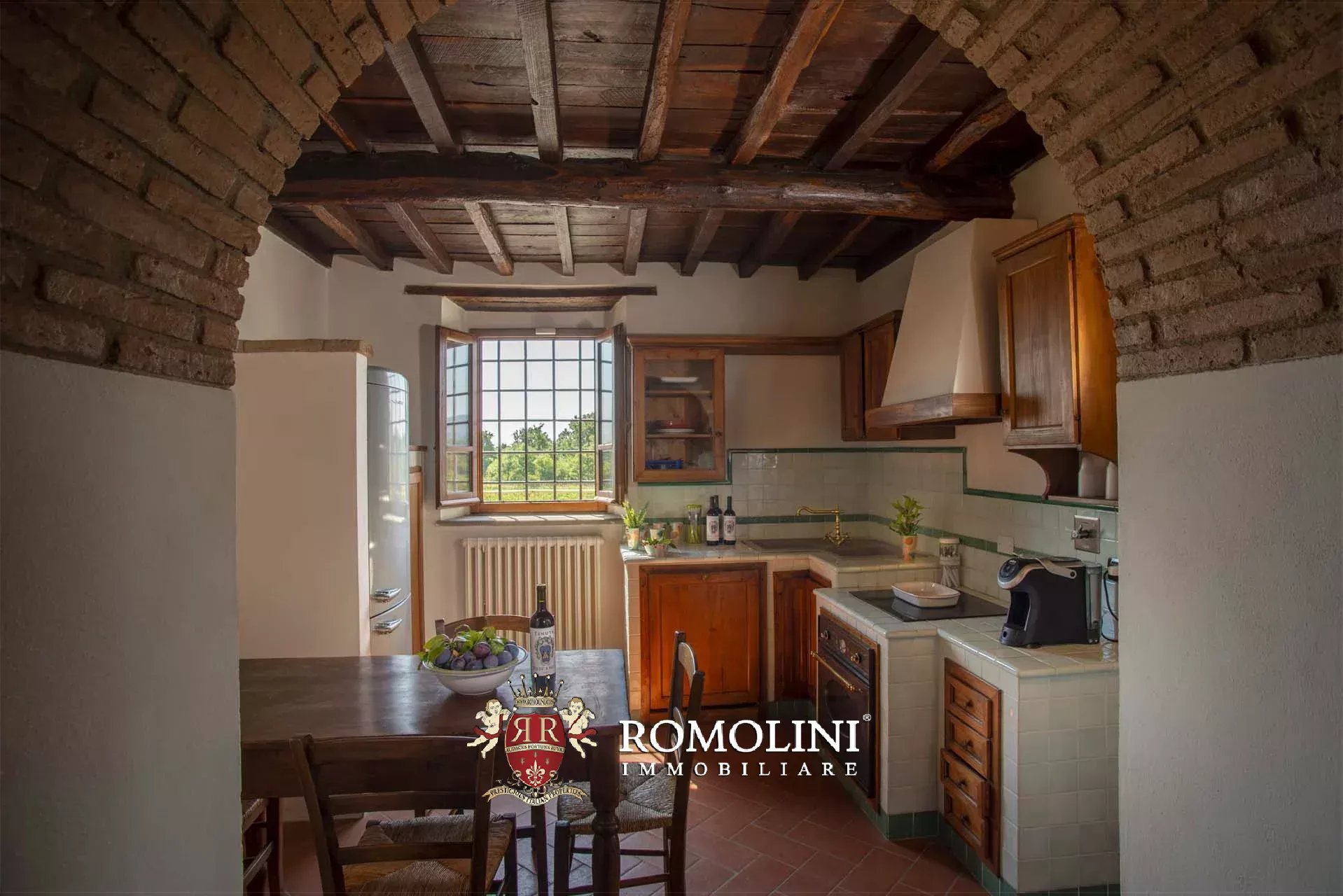 4 Bedroom Vineyard's Image 27