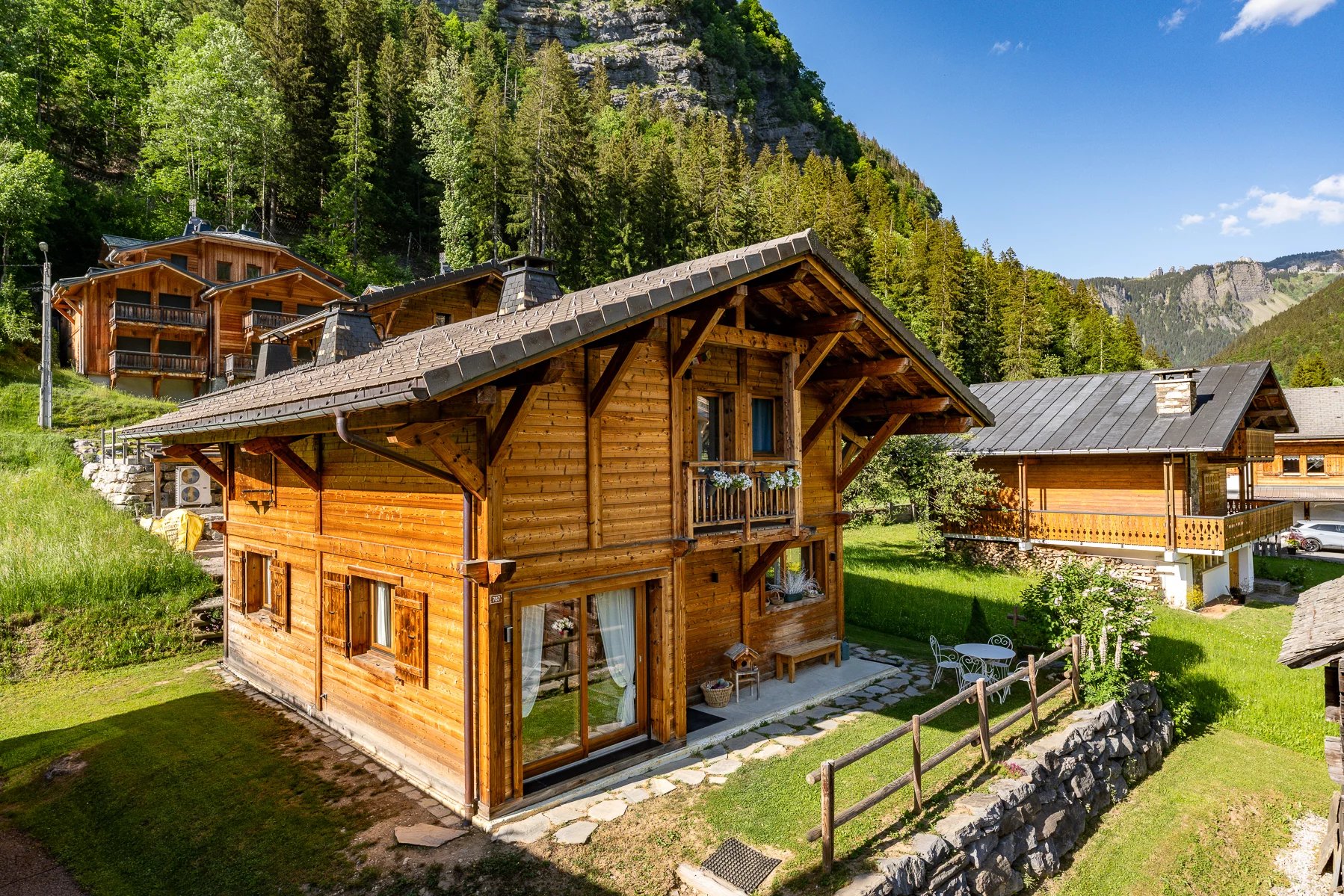 Photo of MORZINE - 3-bedroom chalet close to the centre