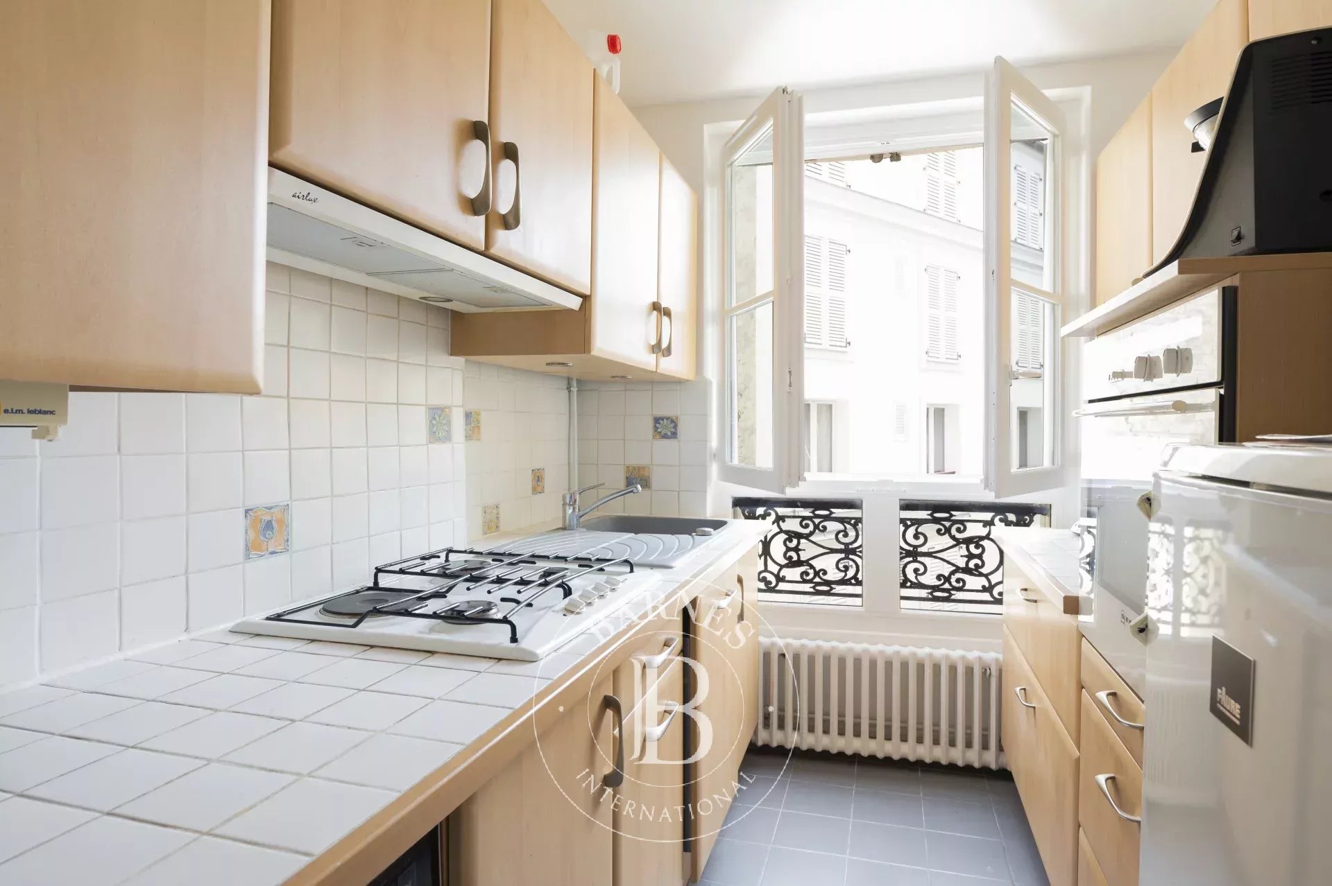 Daire Paris 18ème - picture 13