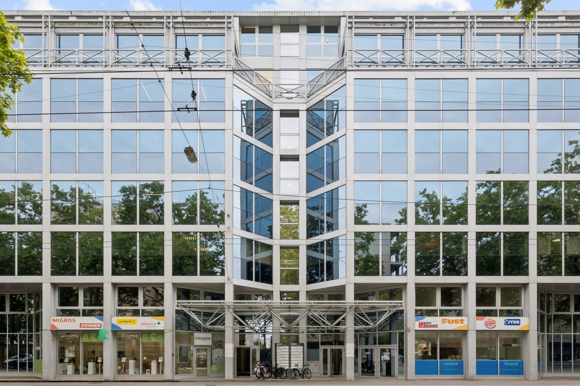 Surfaces administratives aux Charmilles