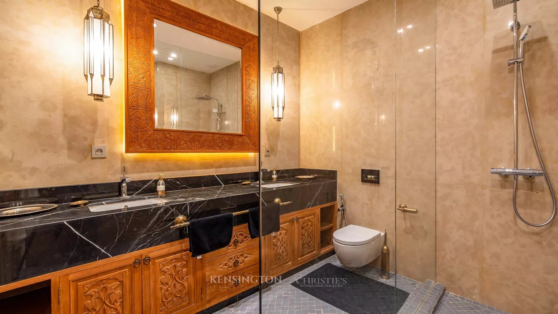 5 Bedroom Villa/Townhouse's Image 23