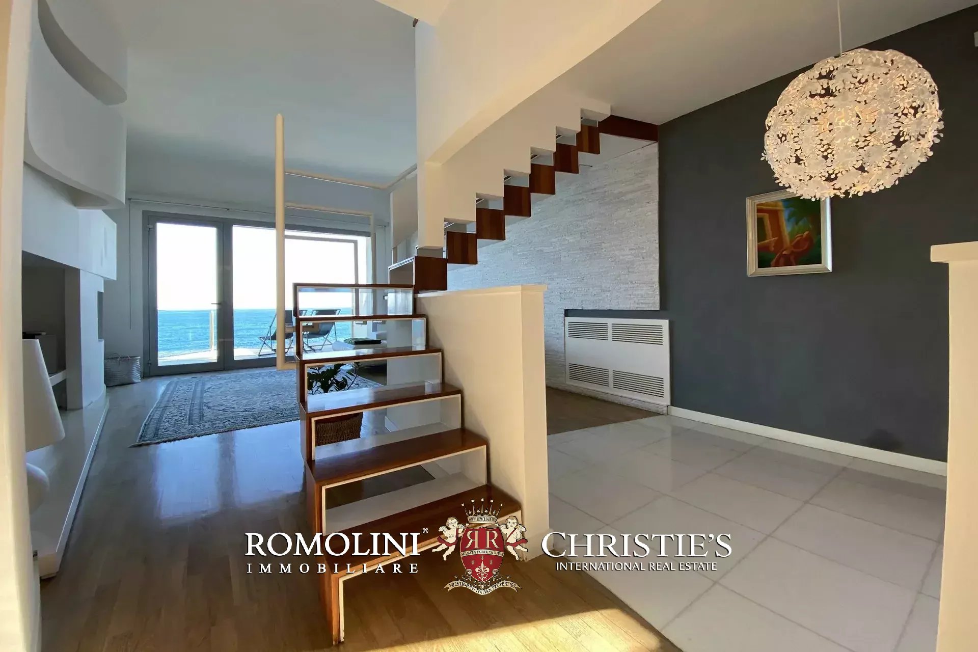 3 Bedroom Villa/Townhouse's Image 23