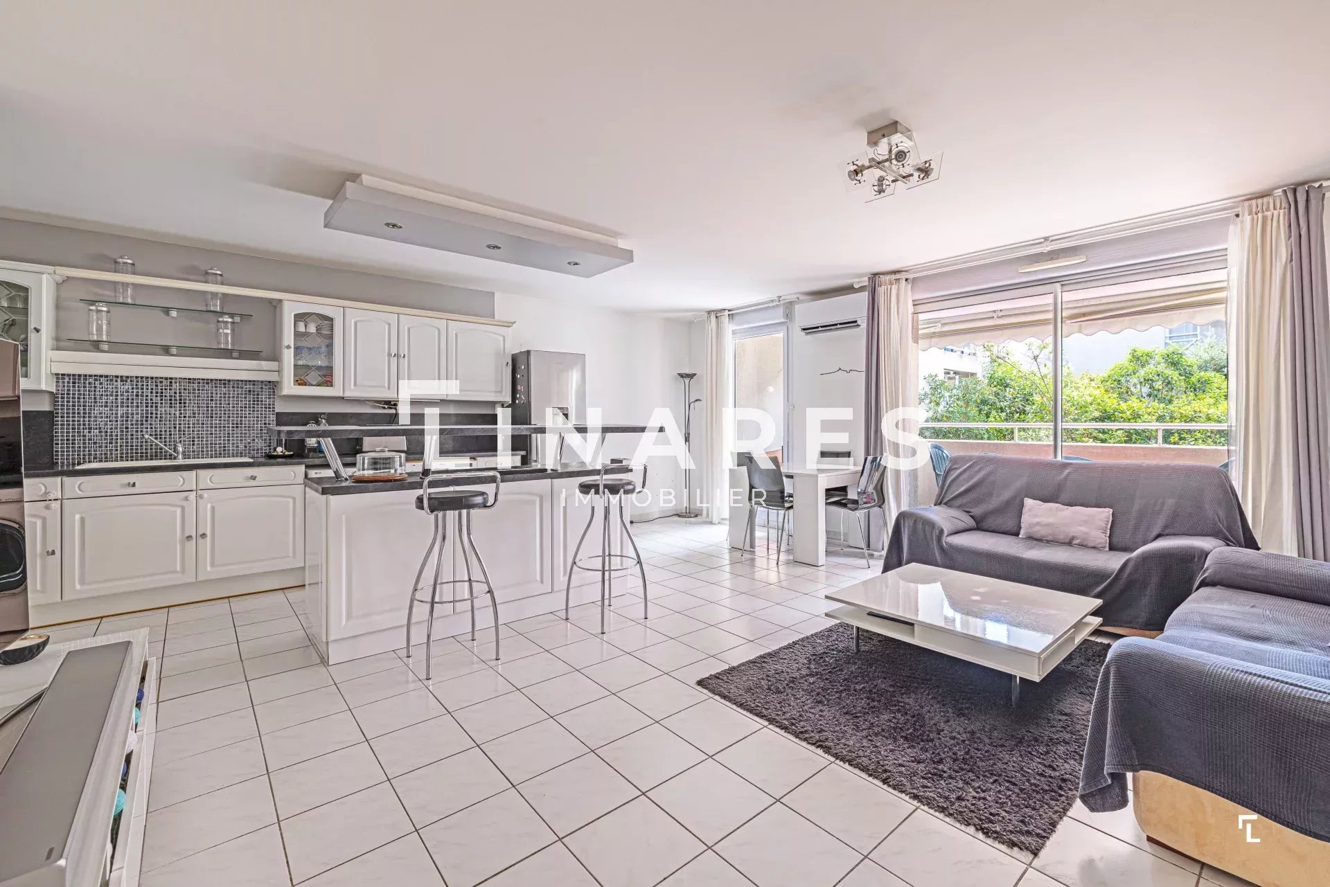 L'ÉQUILIBRE  -  Appartement T4 de 96m² - Terrasse 14m² - Parking - 13009