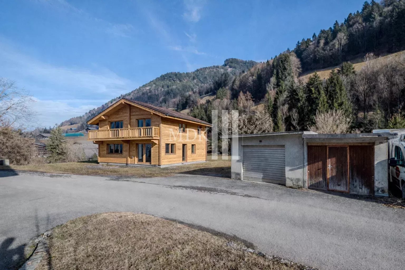 Parcelle constructible avec garage box - Photo 2
