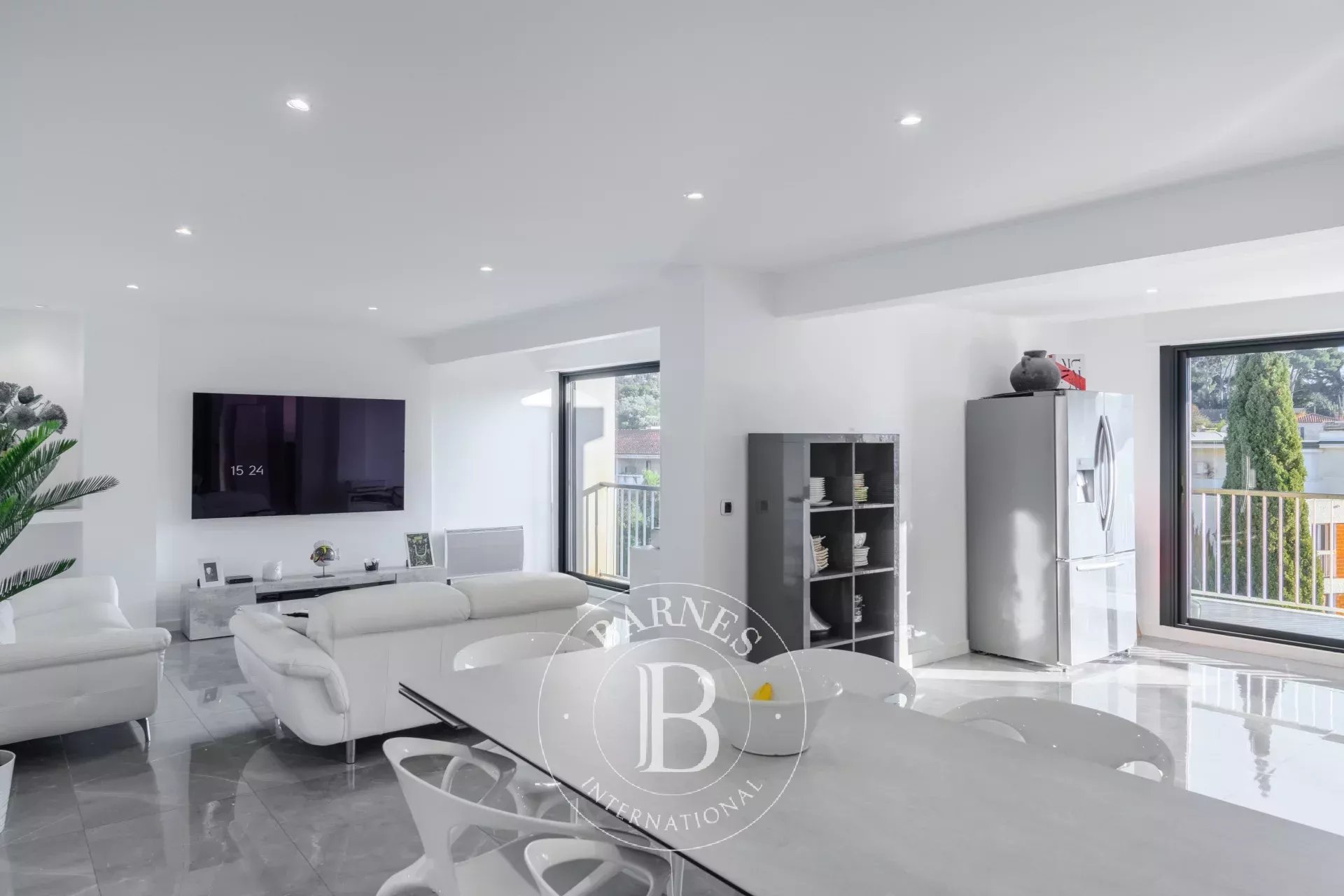 Daire Cassis - picture 6