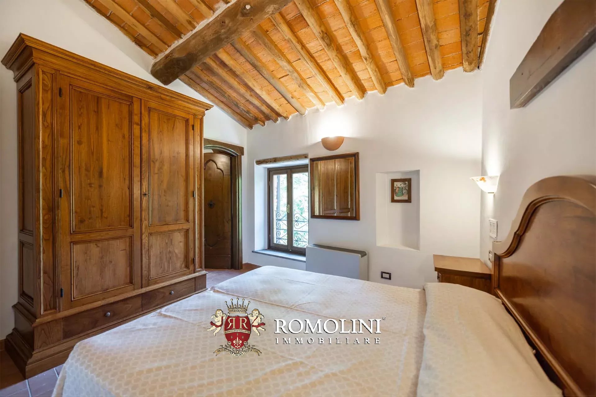 11 Bedroom Villa/Townhouse's Image 50