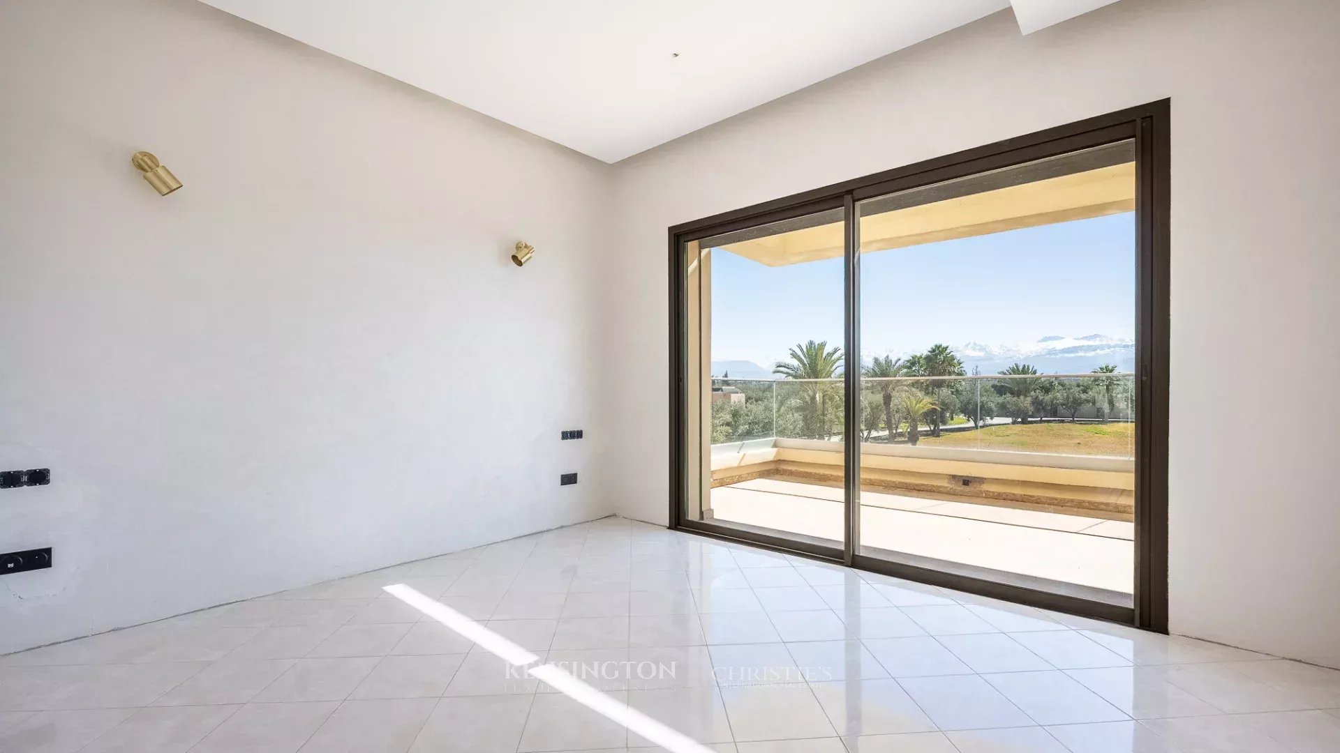 7 Bedroom Villa/Townhouse's Image 35