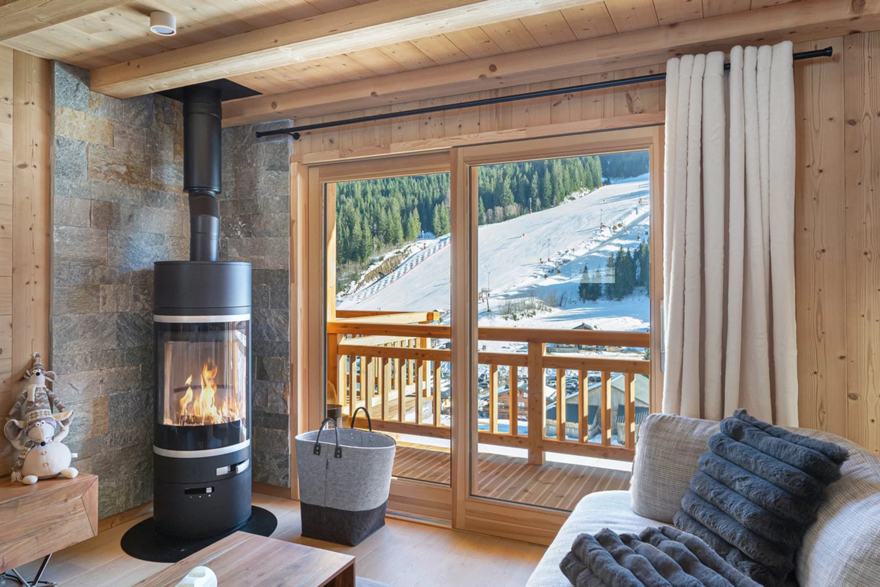 Photo of CHÂTEL - 1 bedroom + bunk room ski in ski out apartment in Châtel