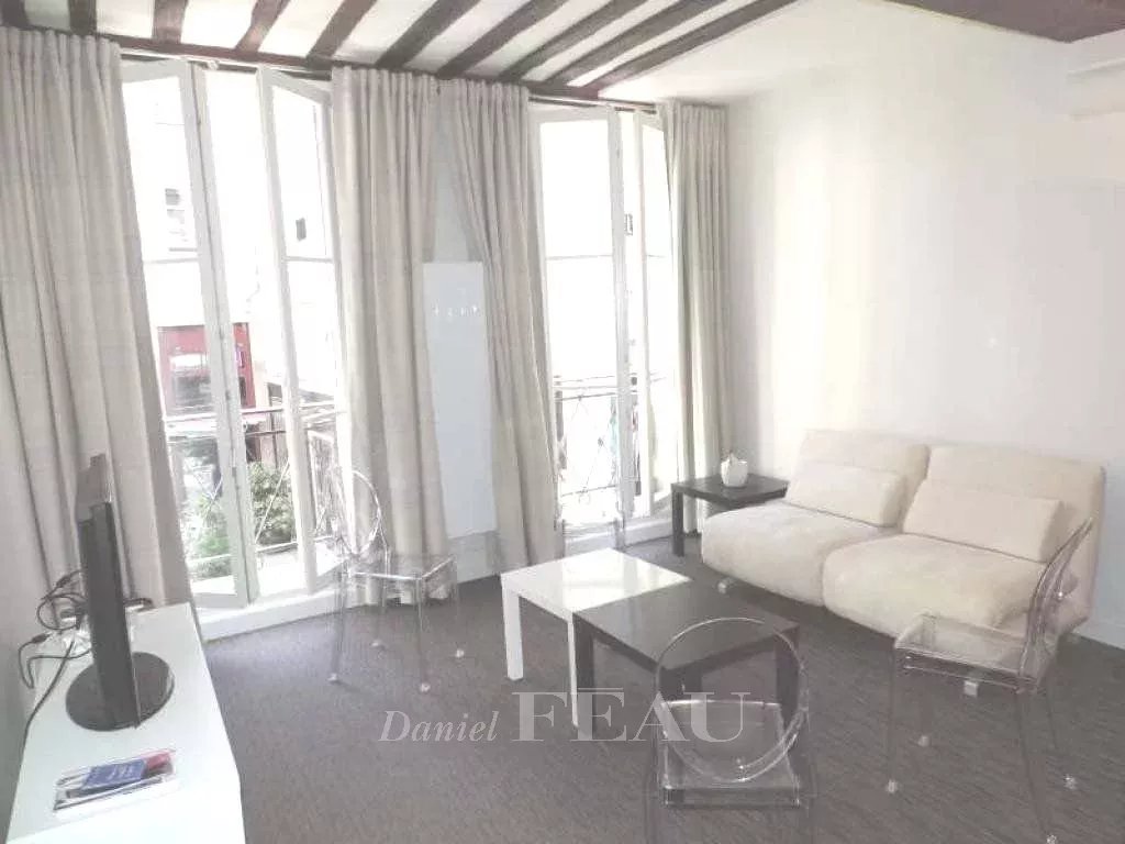 Rental Apartment Paris 3rd Sainte-Avoye