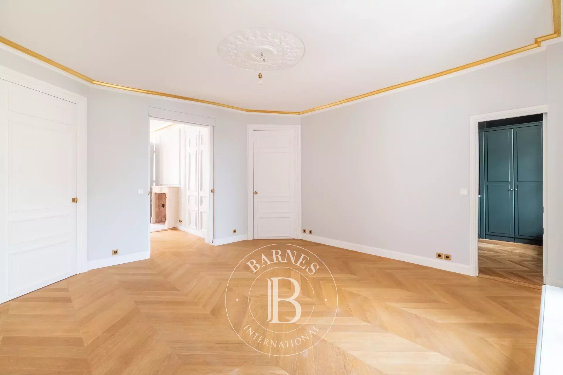 Daire Paris 2ème - picture 12