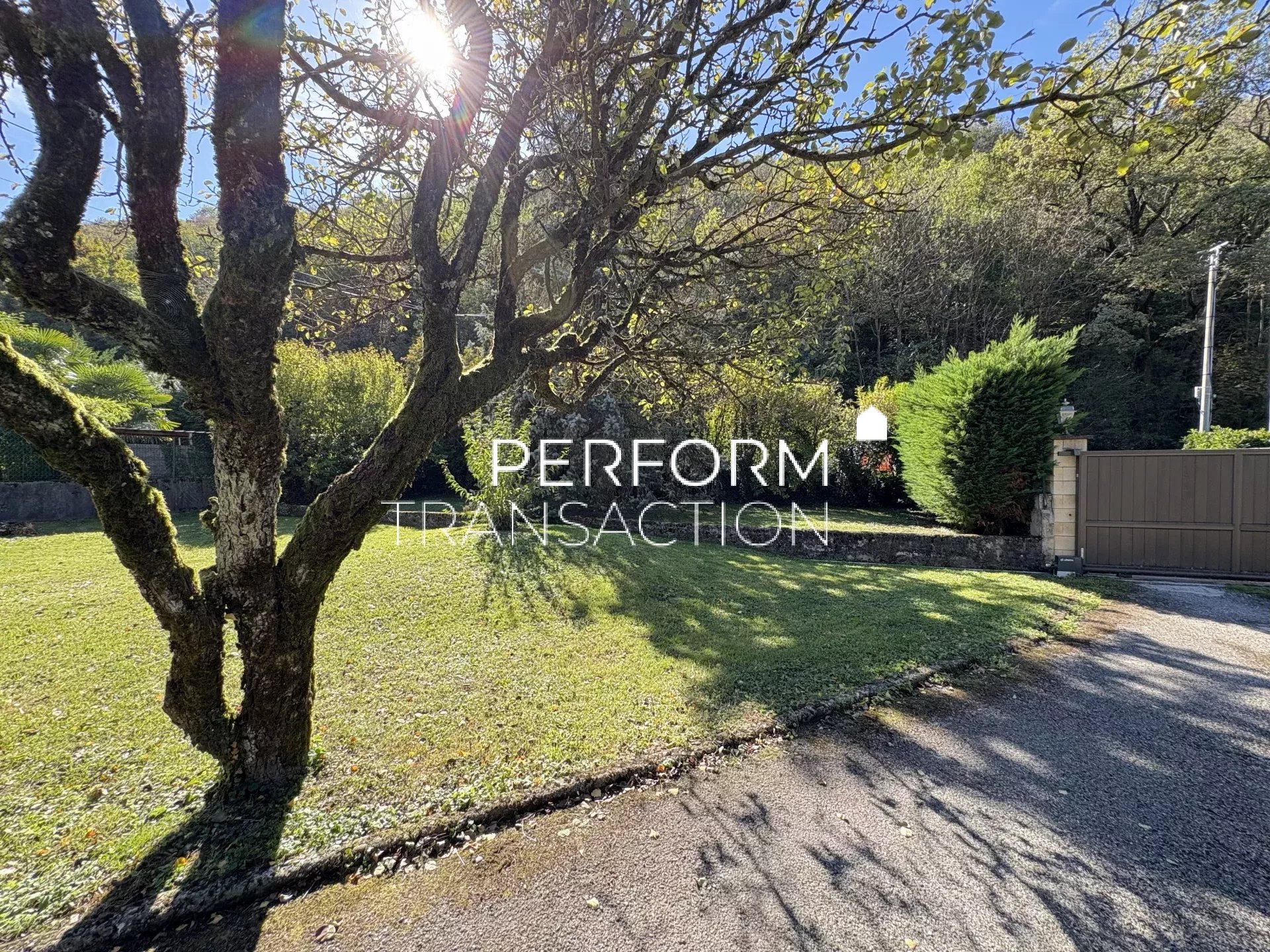 Agence immobilière de Perform Transaction