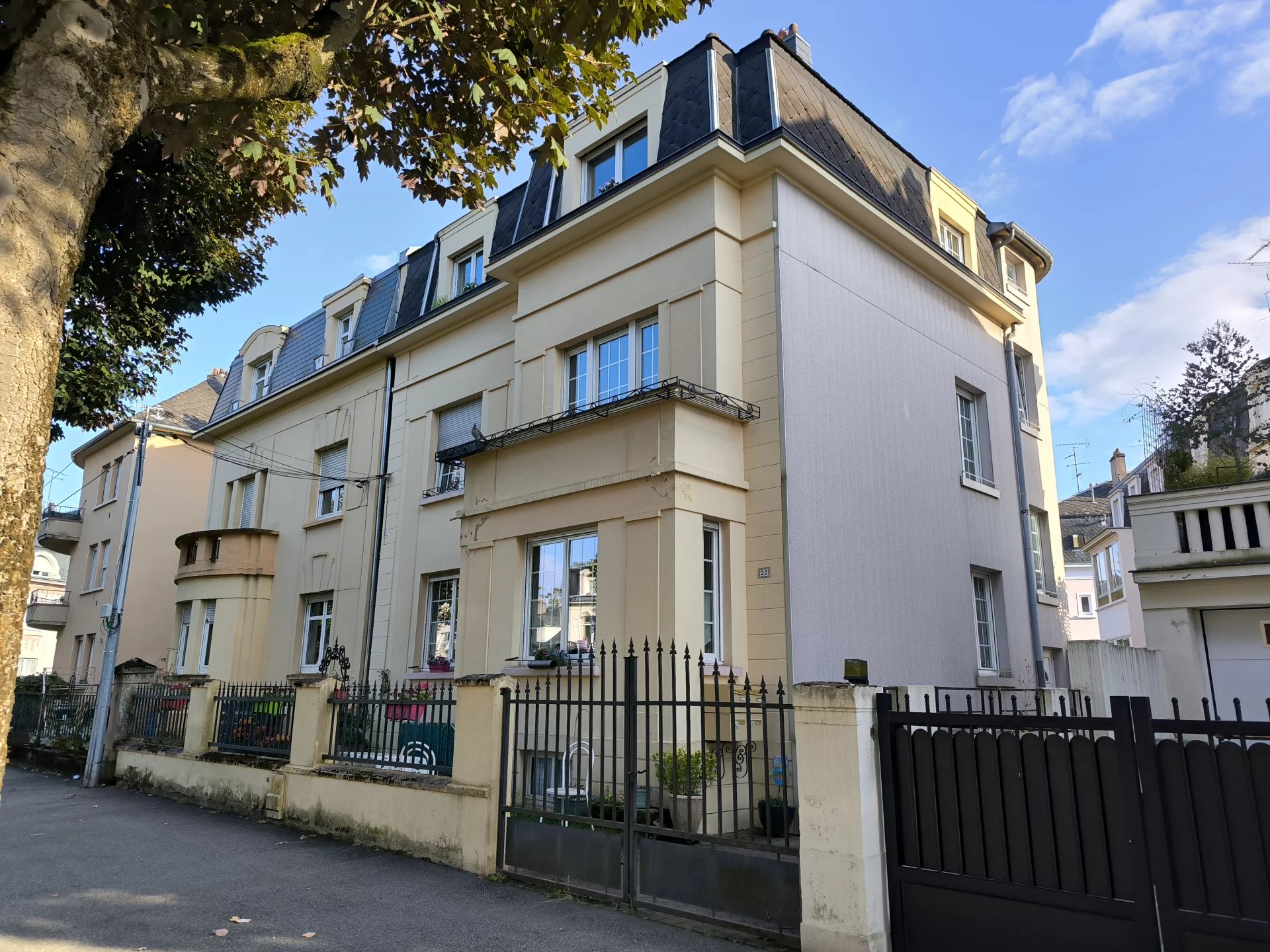 Agence immobilière de 