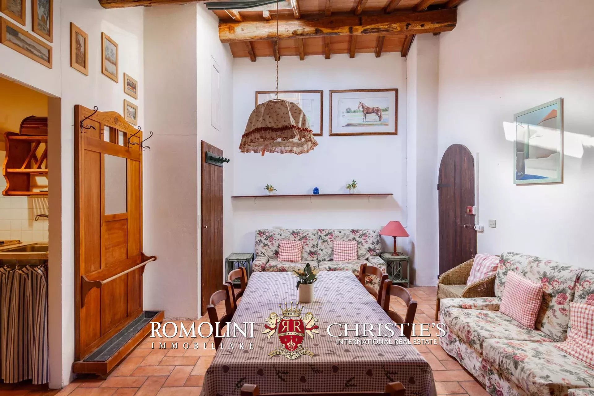 11 Bedroom Villa/Townhouse's Image 54