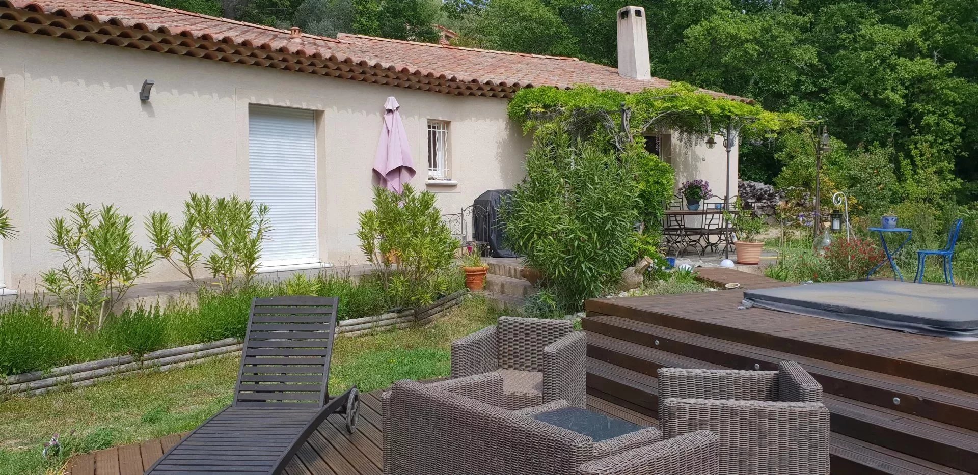 Location Maison Simiane-Collongue