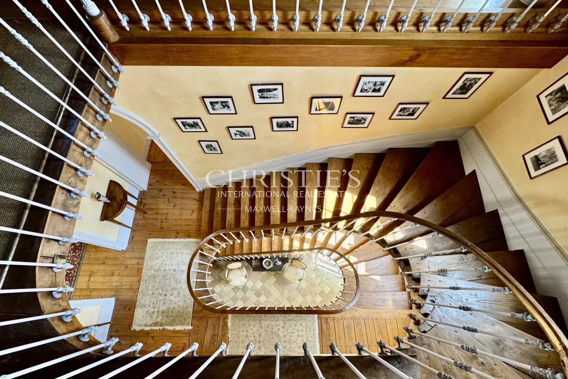 14 Bedroom Villa/Townhouse's Image 35