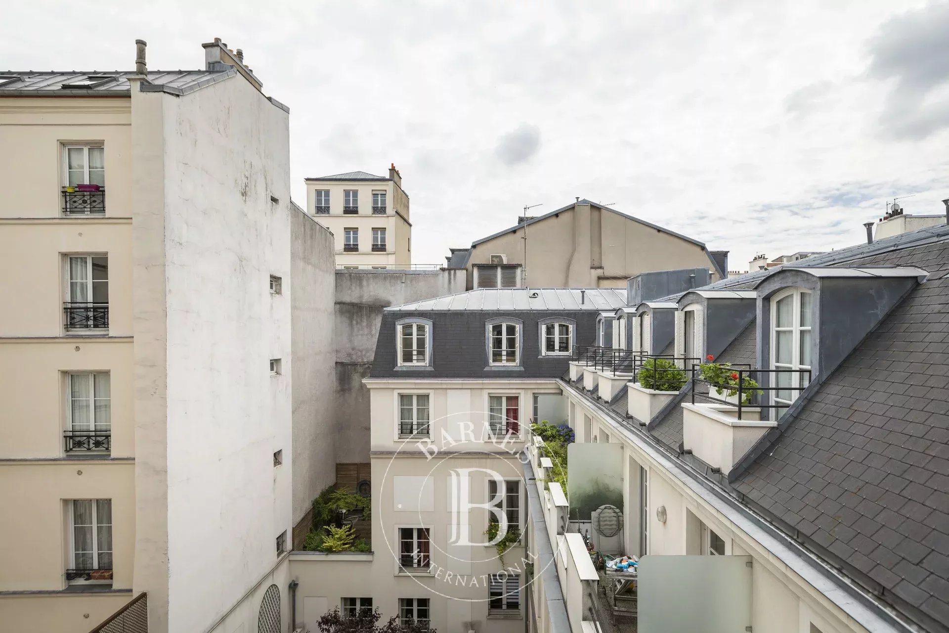 Daire Paris 2ème - picture 16