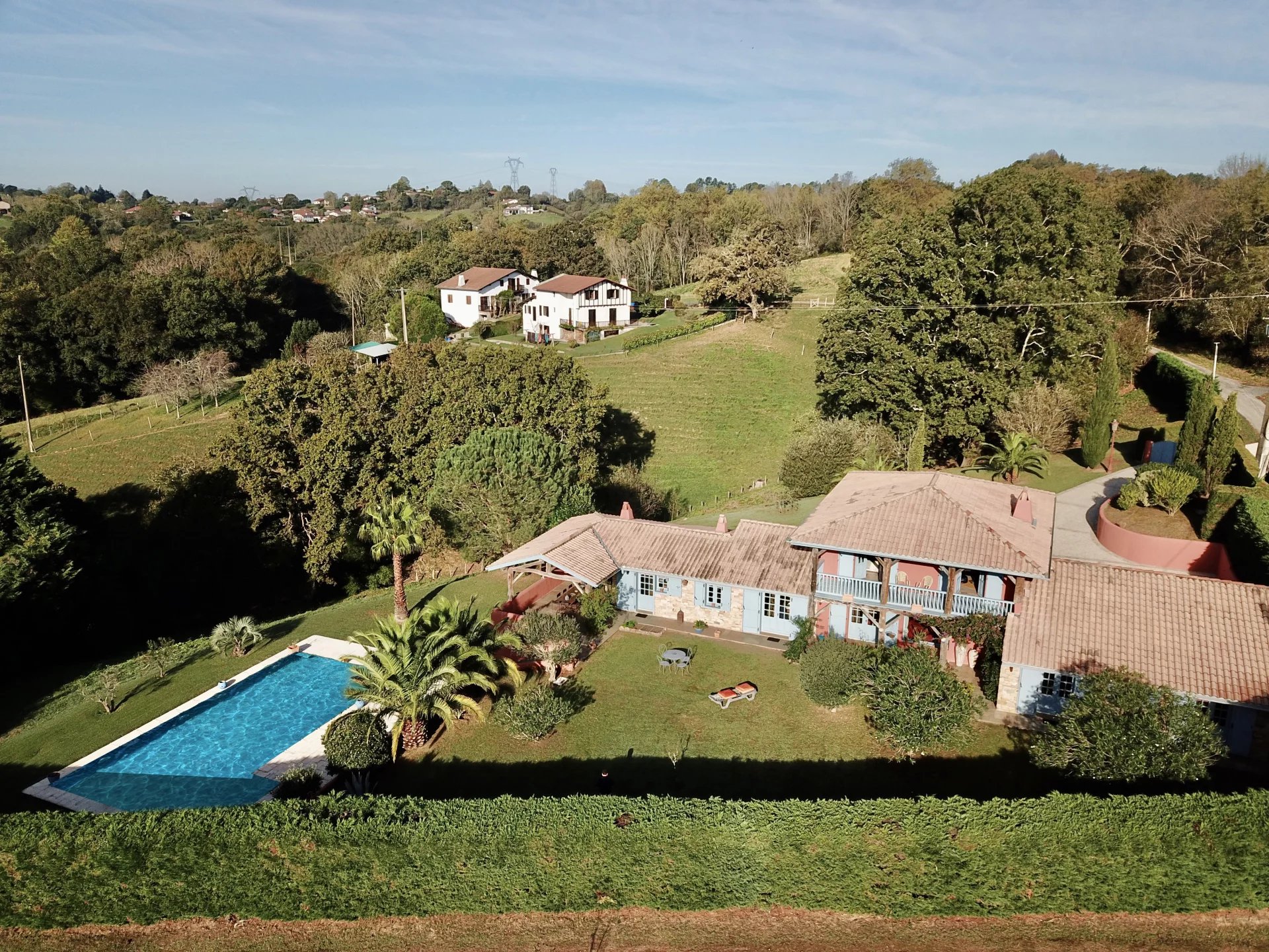 À VENDRE URRUGNE - VILLA AVEC PISCINE