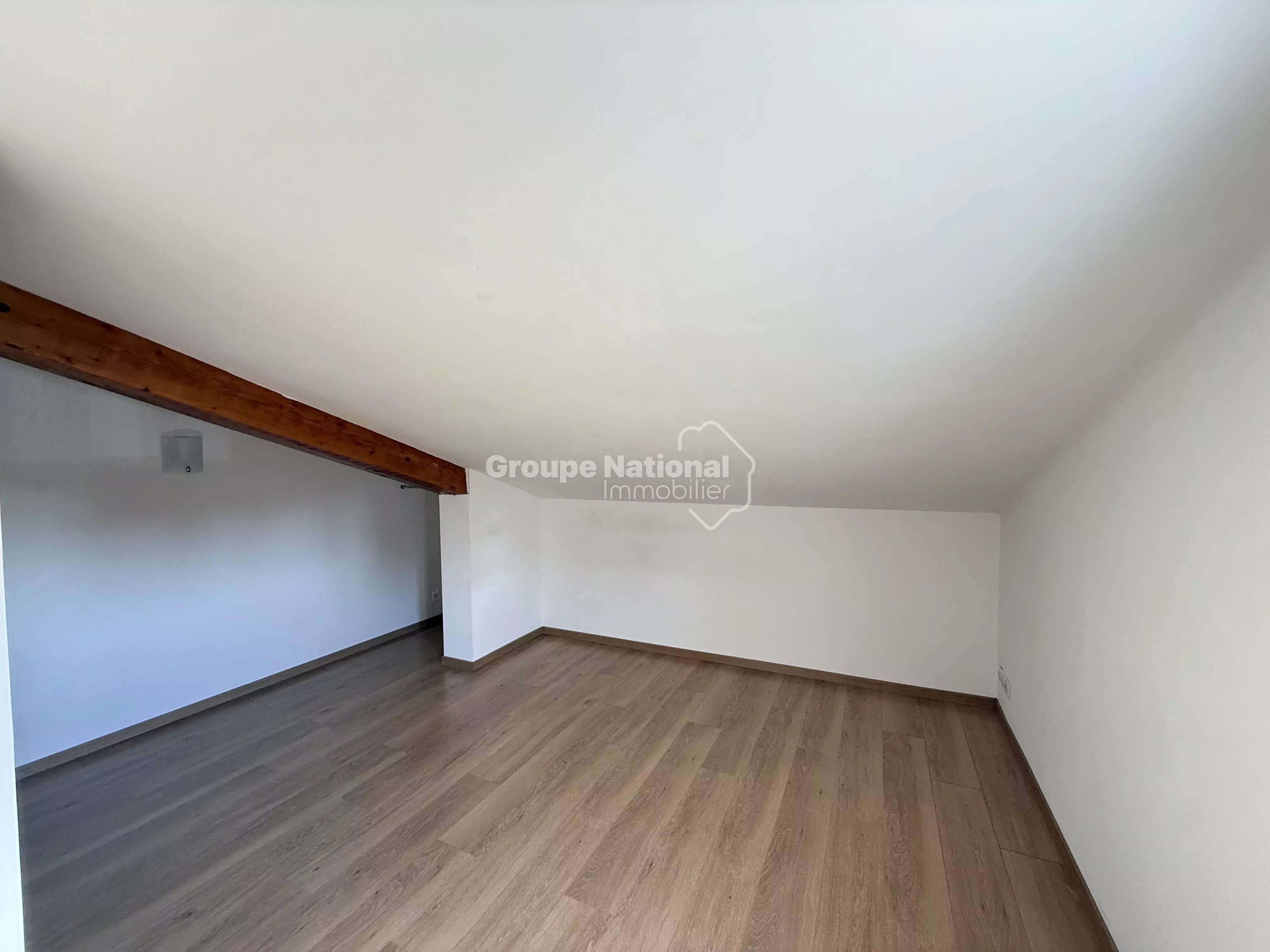 CHATEAURENARD - Maison 5 pièces 134,79 M²