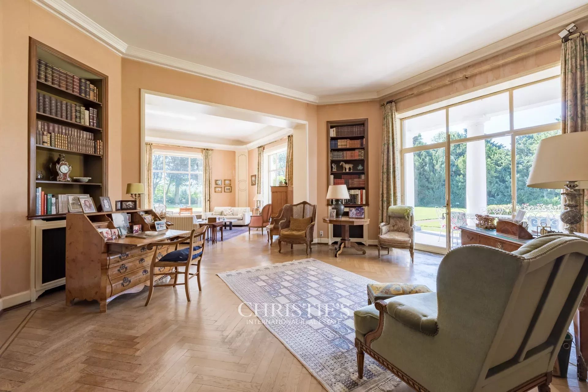Elegante historische villa, genesteld in een park van bijna 2ha