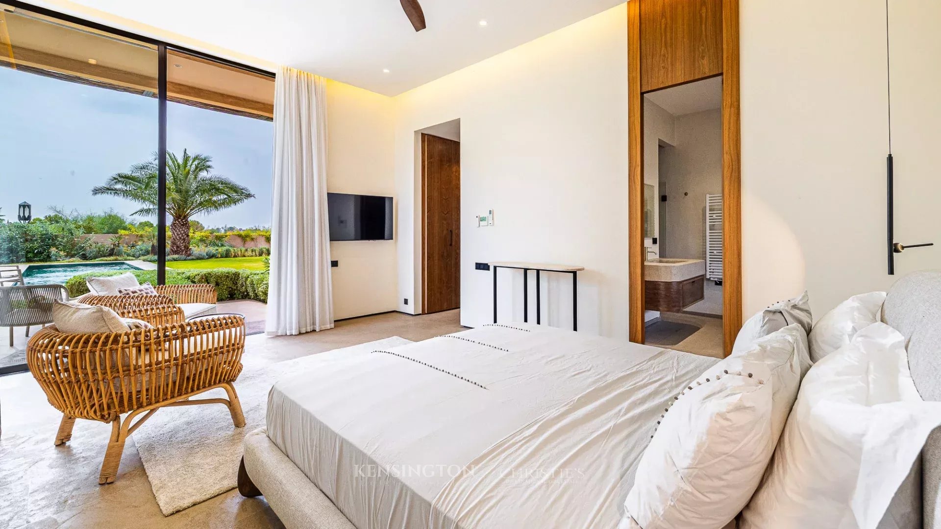 5 Bedroom Villa/Townhouse's Image 13