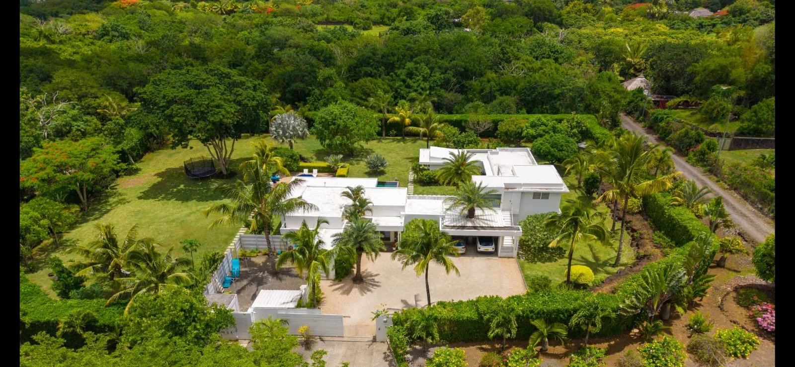 Mülkiyet Petit Raffray