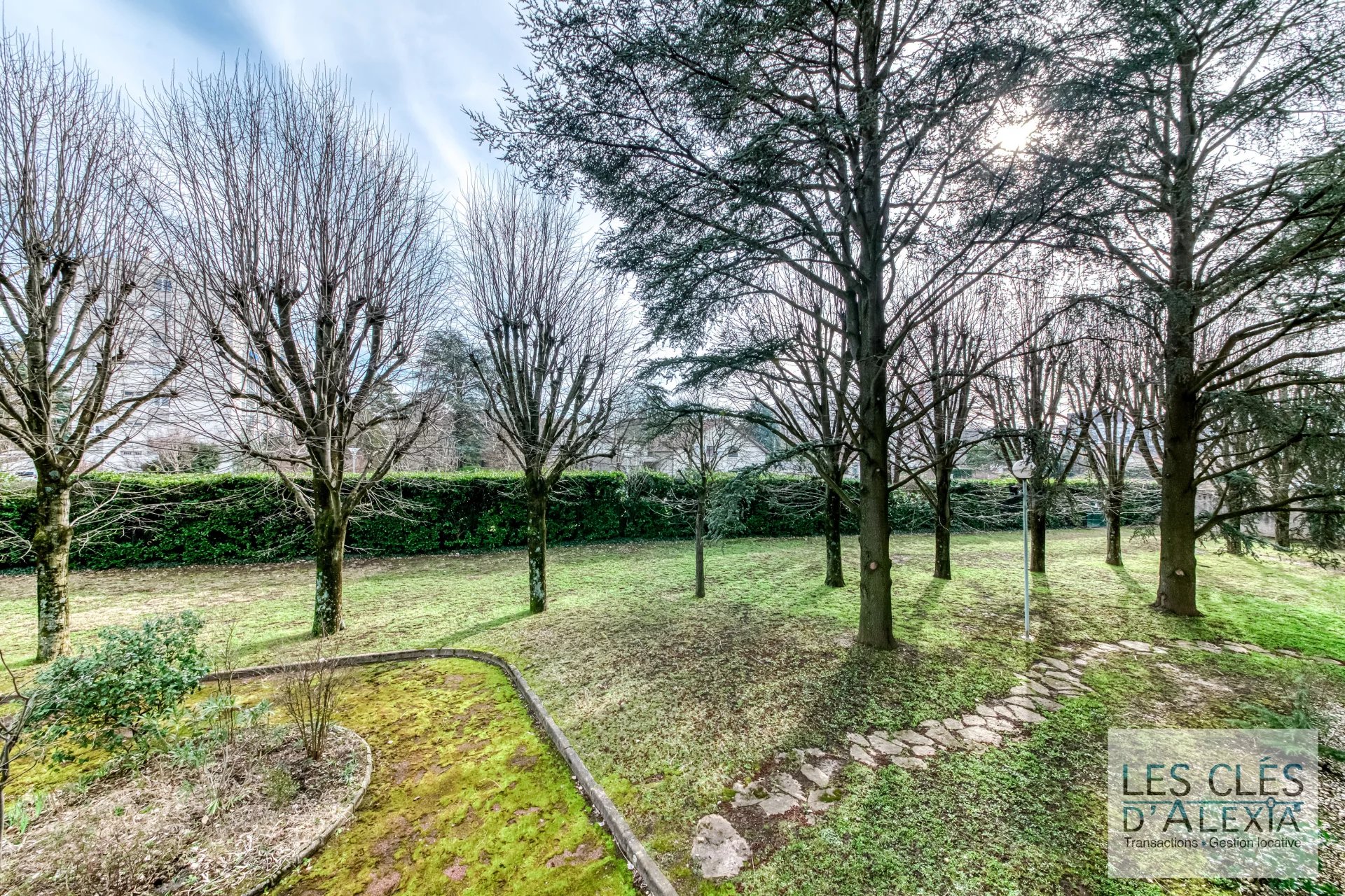 Agence immobilière de 