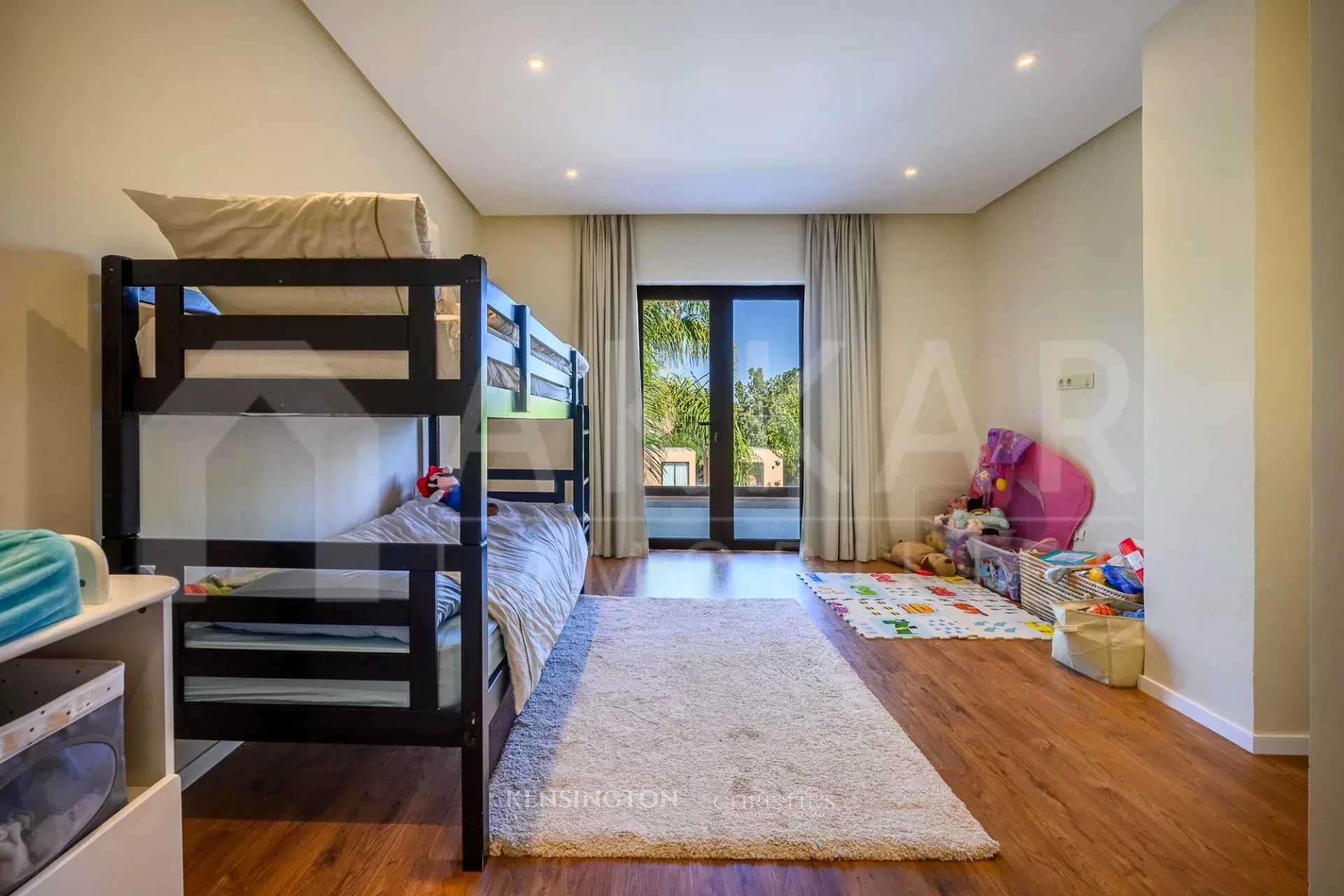6 Bedroom Villa/Townhouse's Image 22