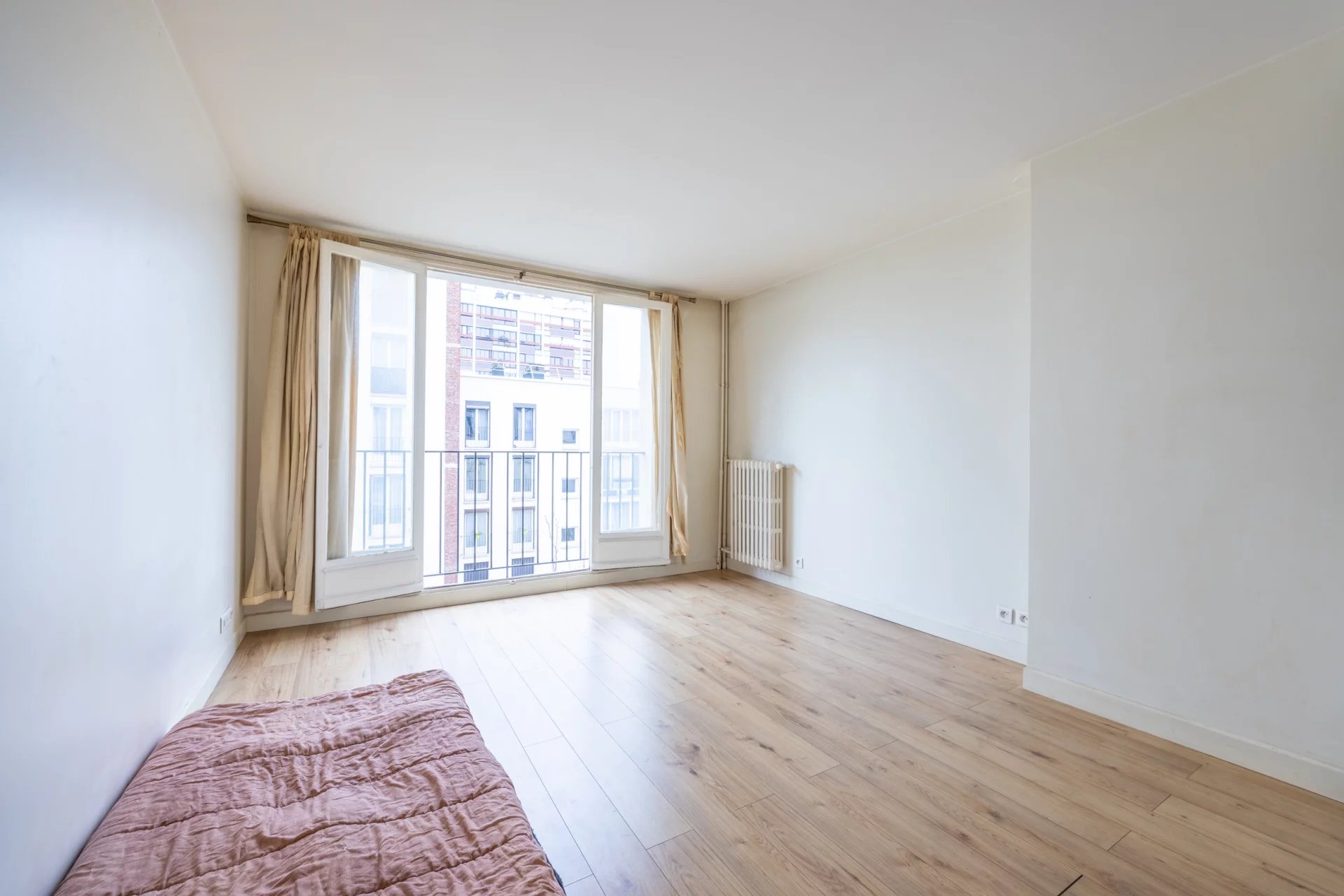 Studio dans un environement calme et lumineux