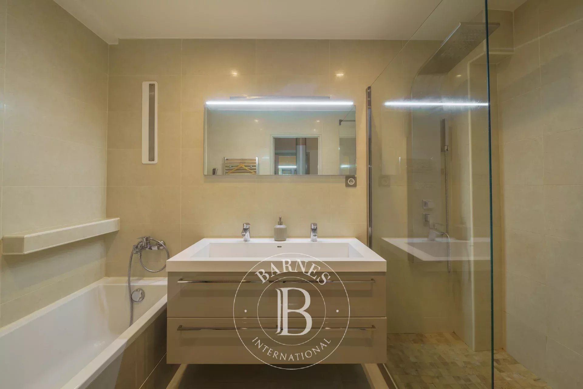 Daire Marseille 8ème - picture 9