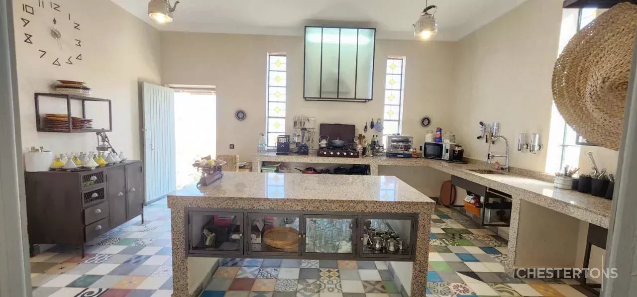 Image of Villa - 14 Bedrooms for Sale in Marrakech-Ménara-Marrakech-Morocco, Image 21