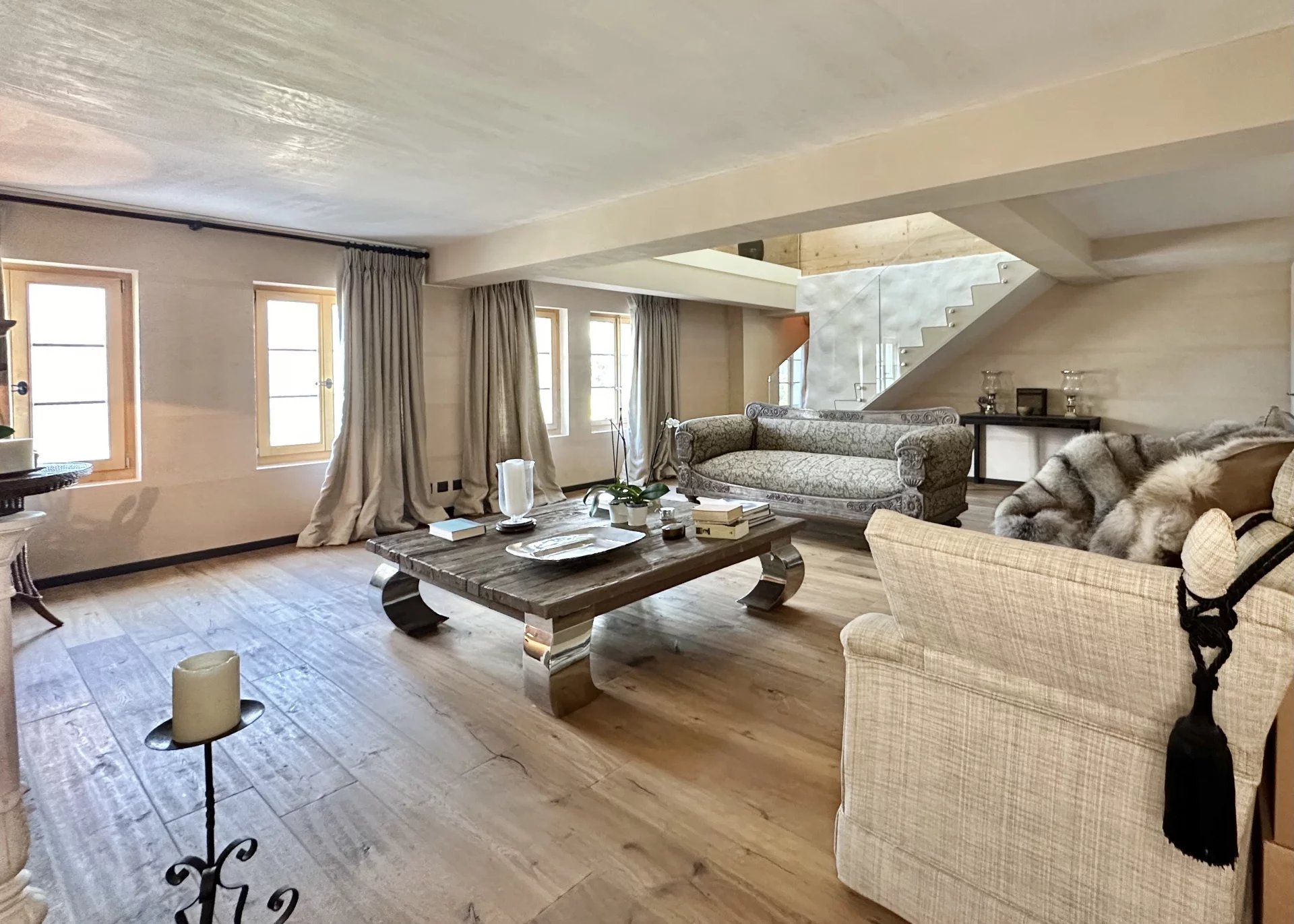 Grand luxurious chalet in Château d'Oex with ancillary barn