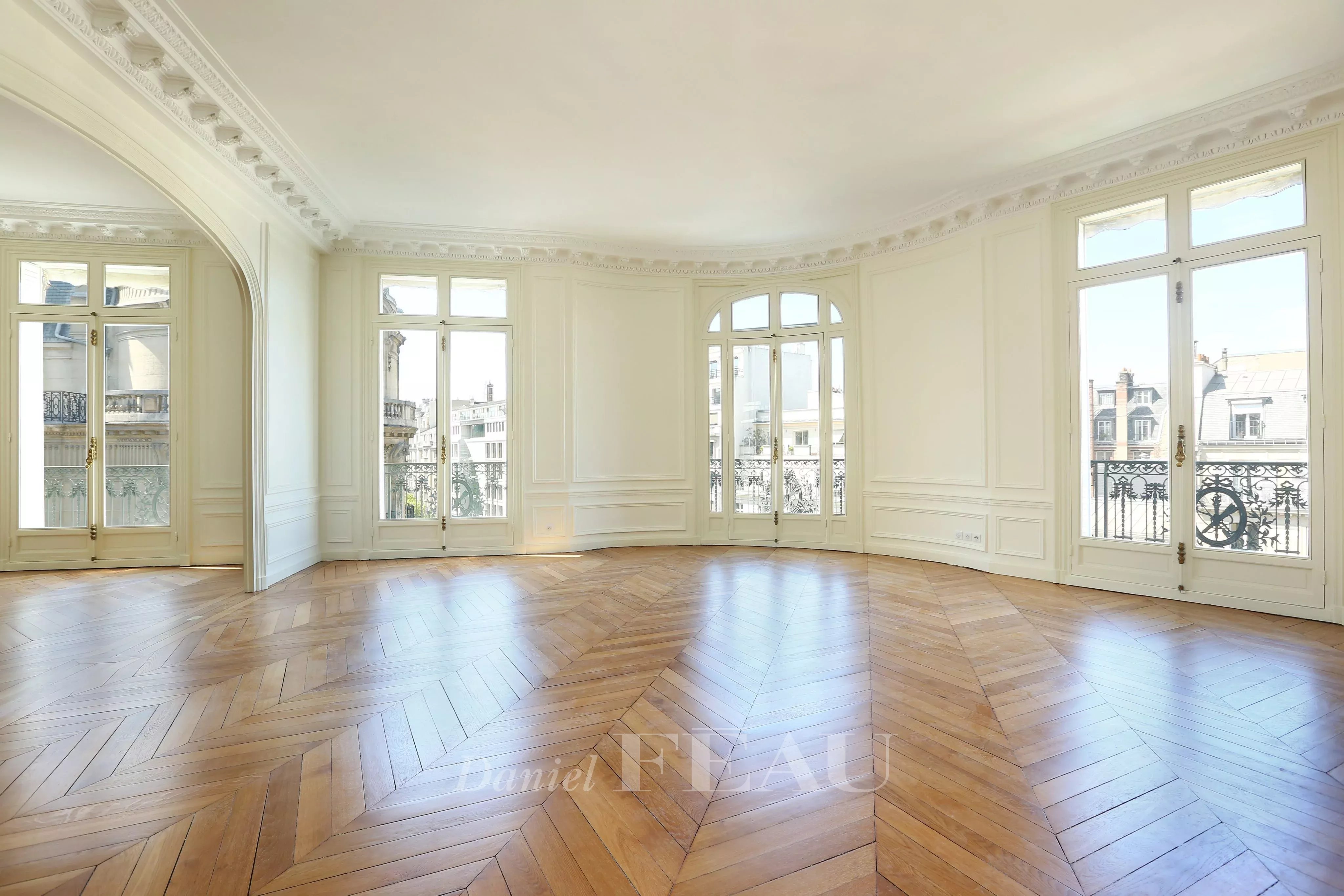 Location Appartement Paris 8ème