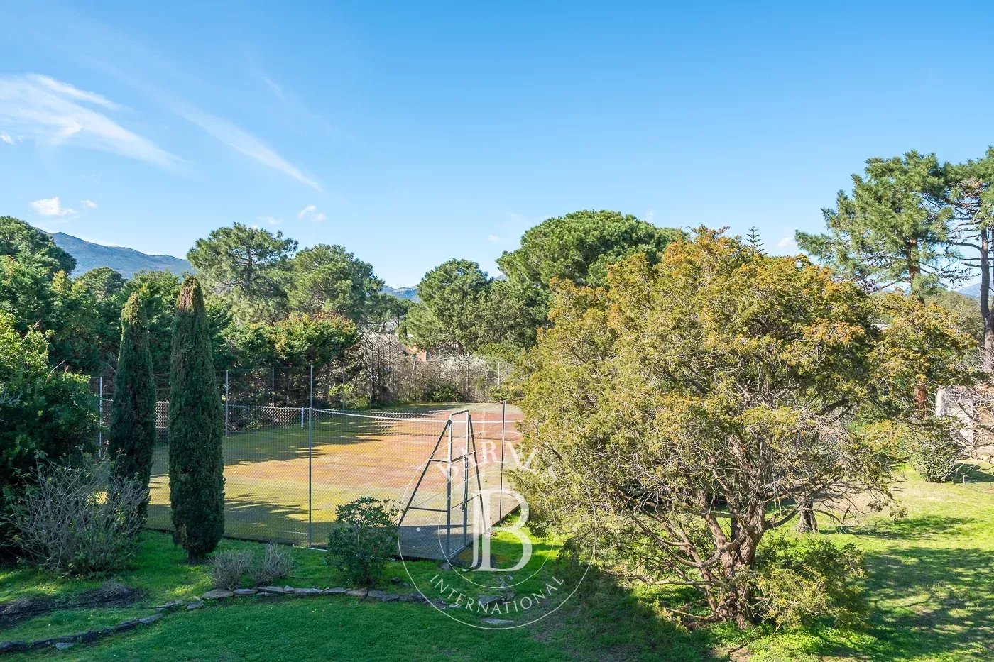 Exclusive - Lido de la Marana.  4-bedroom villa. swimming pool. tennis court. beach on foot - picture 21