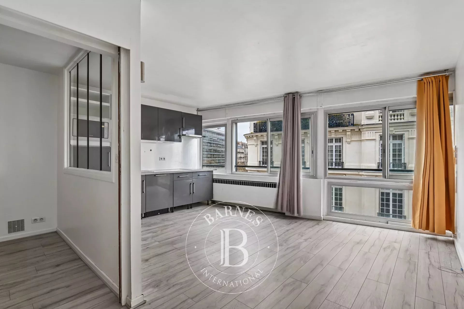 Apartment Paris 75016  -  ref 86822840 (picture 1)