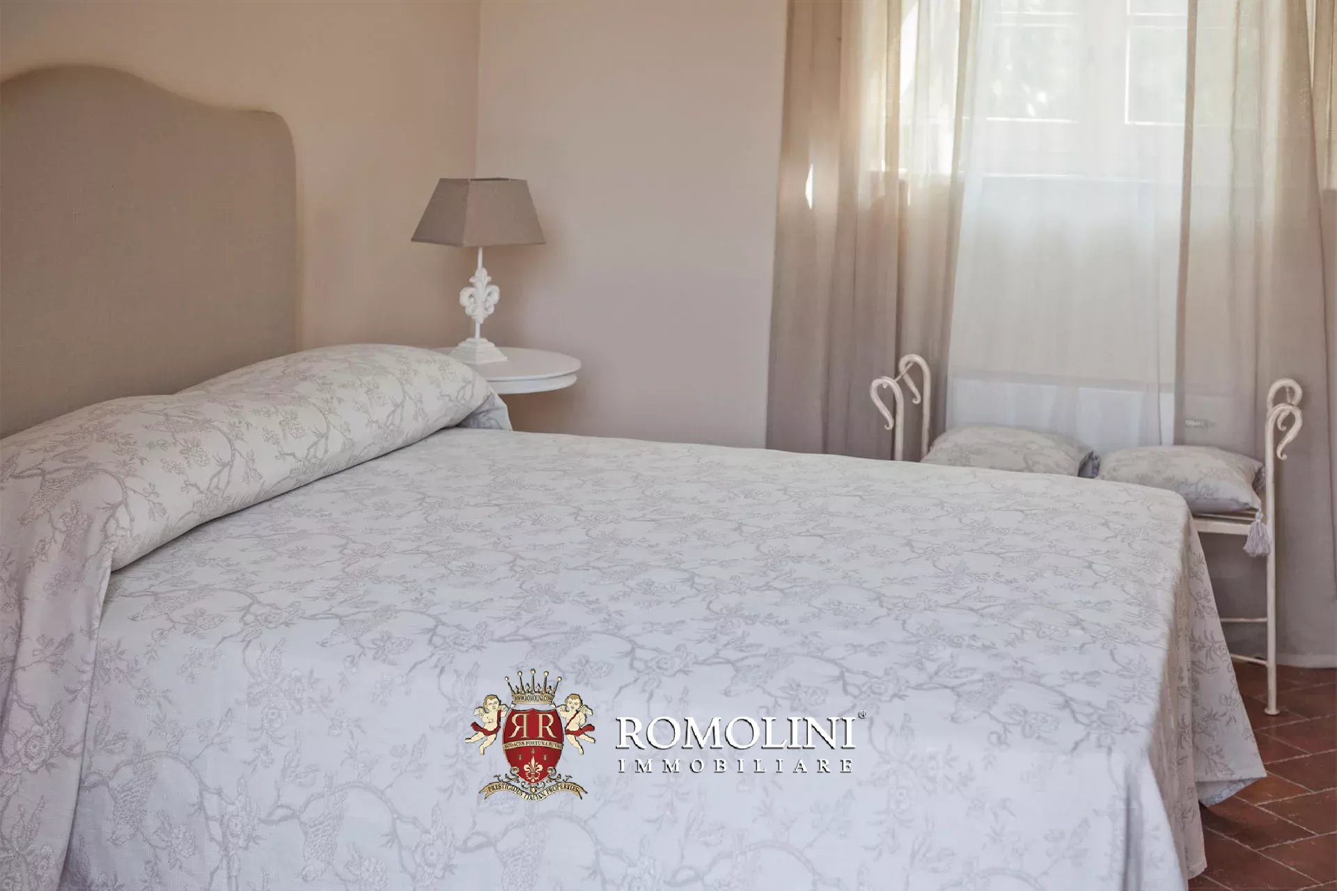 9 Bedroom Villa/Townhouse's Image 14