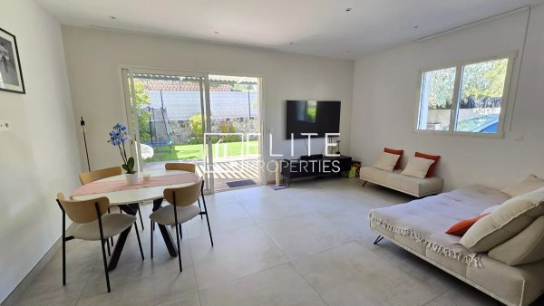 4 ROOMS HOUSE OF 95 m² – QUIET LOCATION – LA ROQUETTE-SUR-SIAGNE — photo 4