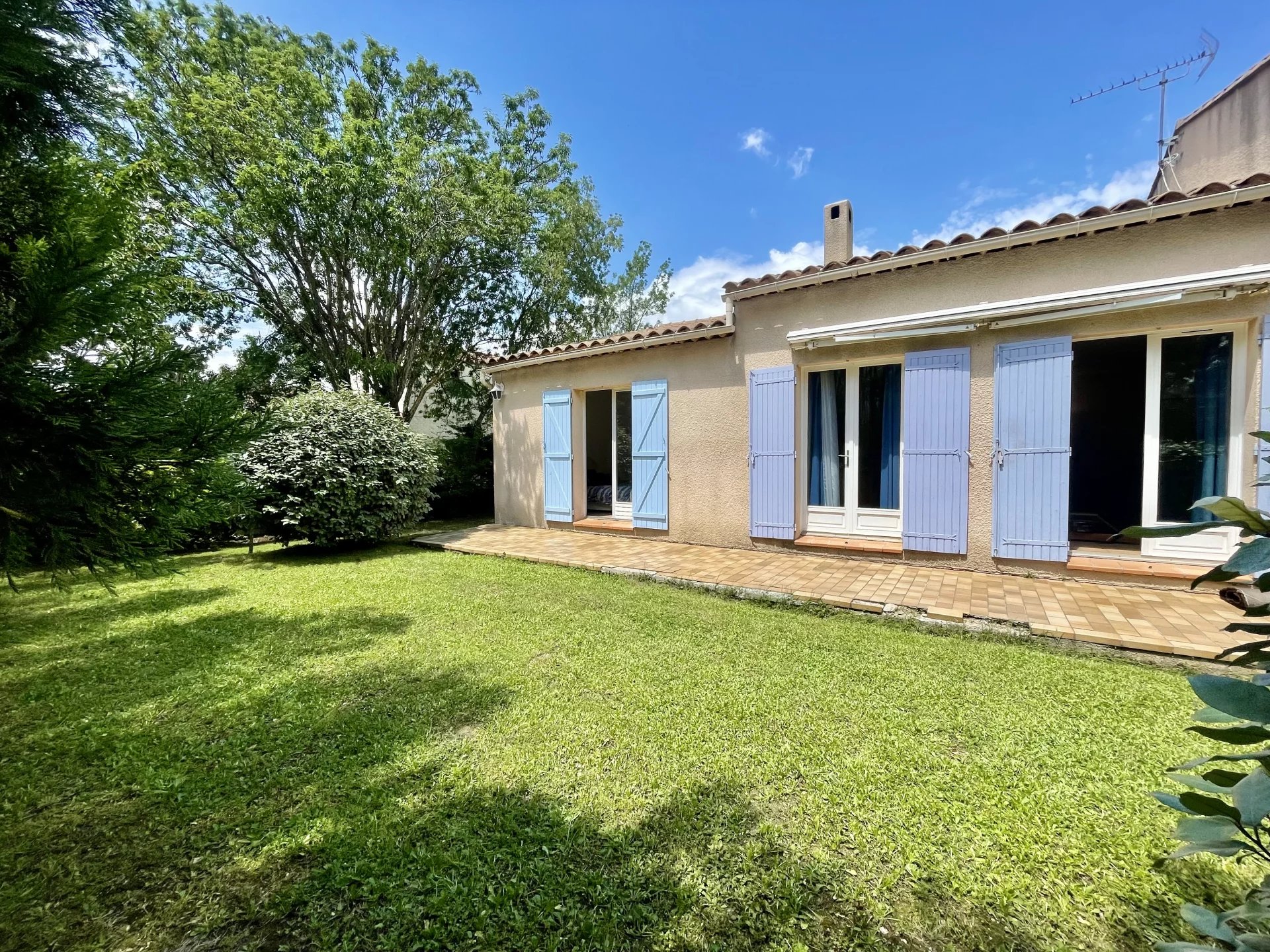 NOUVEAUTE MAISON PLAIN PIED 112 m² sur 530 m² terrain