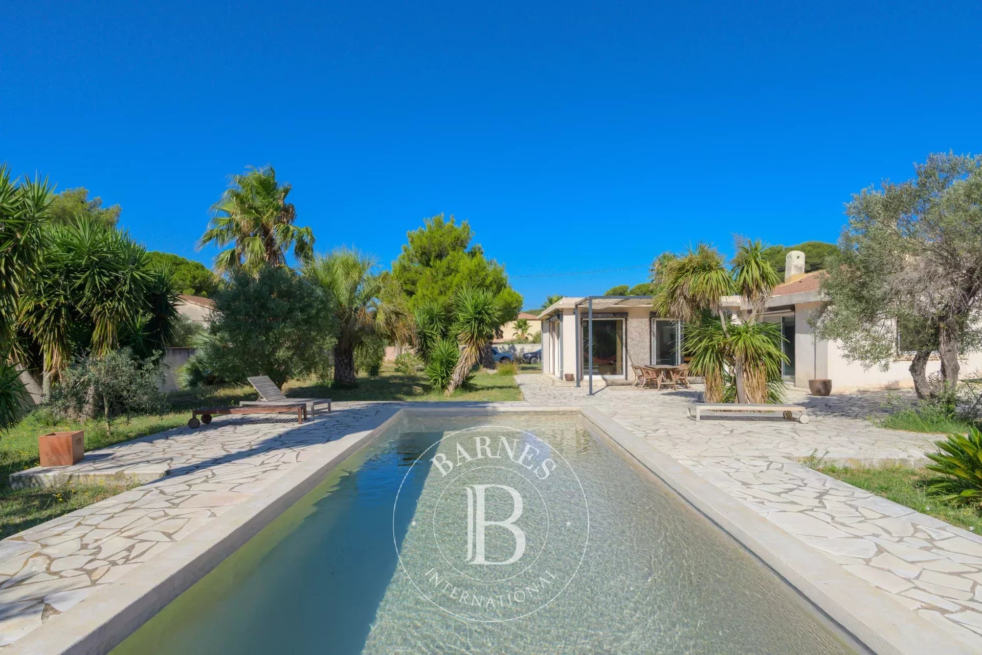 Villa Sausset-les-Pins - picture 22