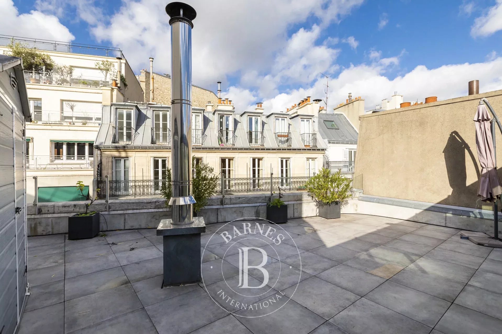 Daire Paris 8ème - picture 18