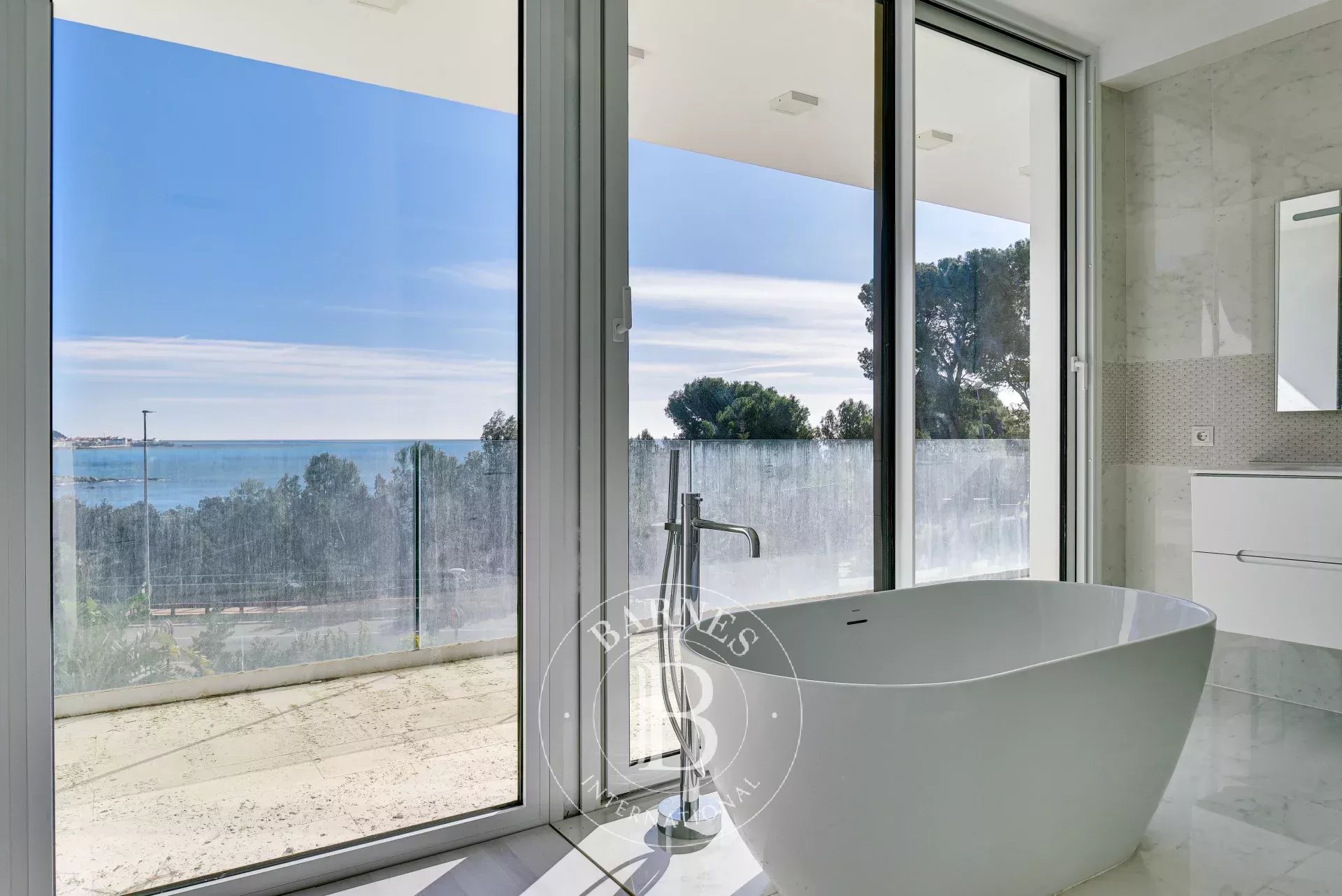 Fantastic newly built villa in Sant Antoni de Calonge with sea views on the Costa Brava. - picture 30