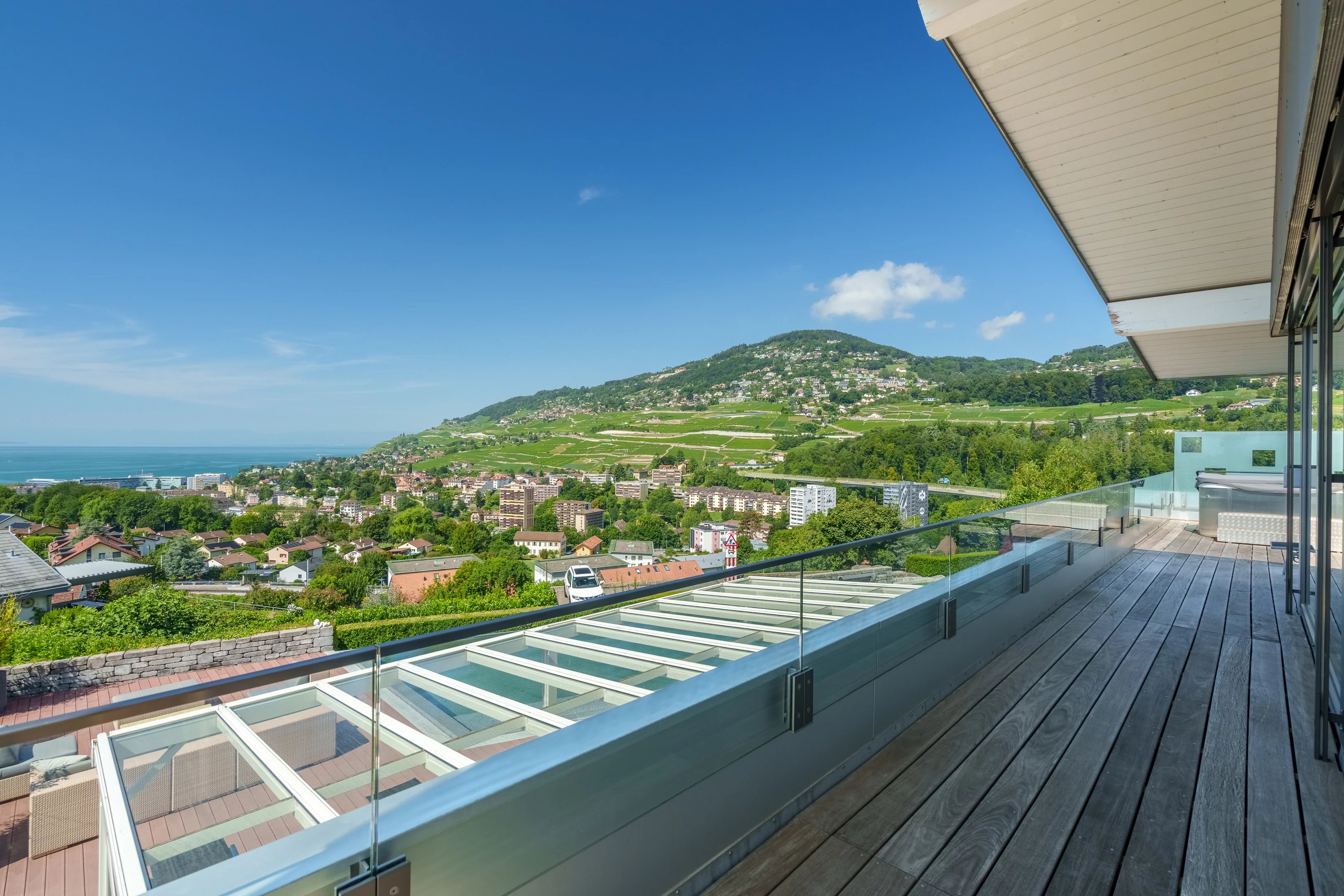 Propriété avec vue panoramique dans un domaine privé