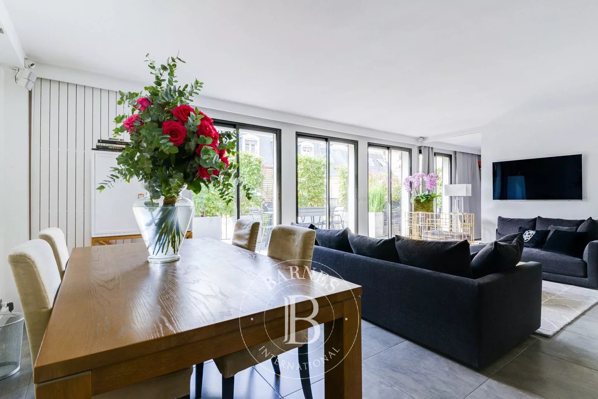 Daire Paris 8ème - picture 16