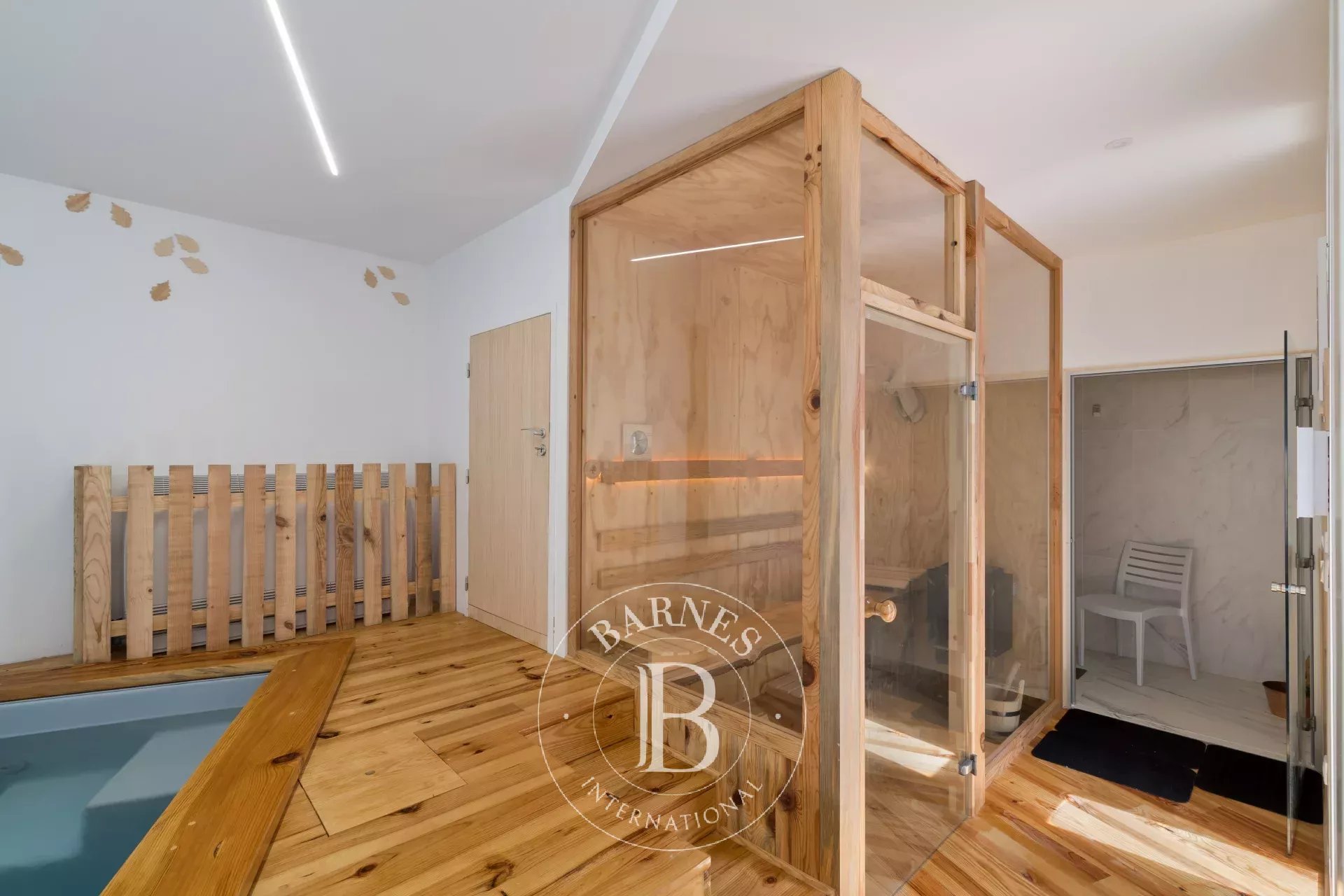 Anglet  - Maison 5 Pi&egrave;ces 4 Chambres - picture 17