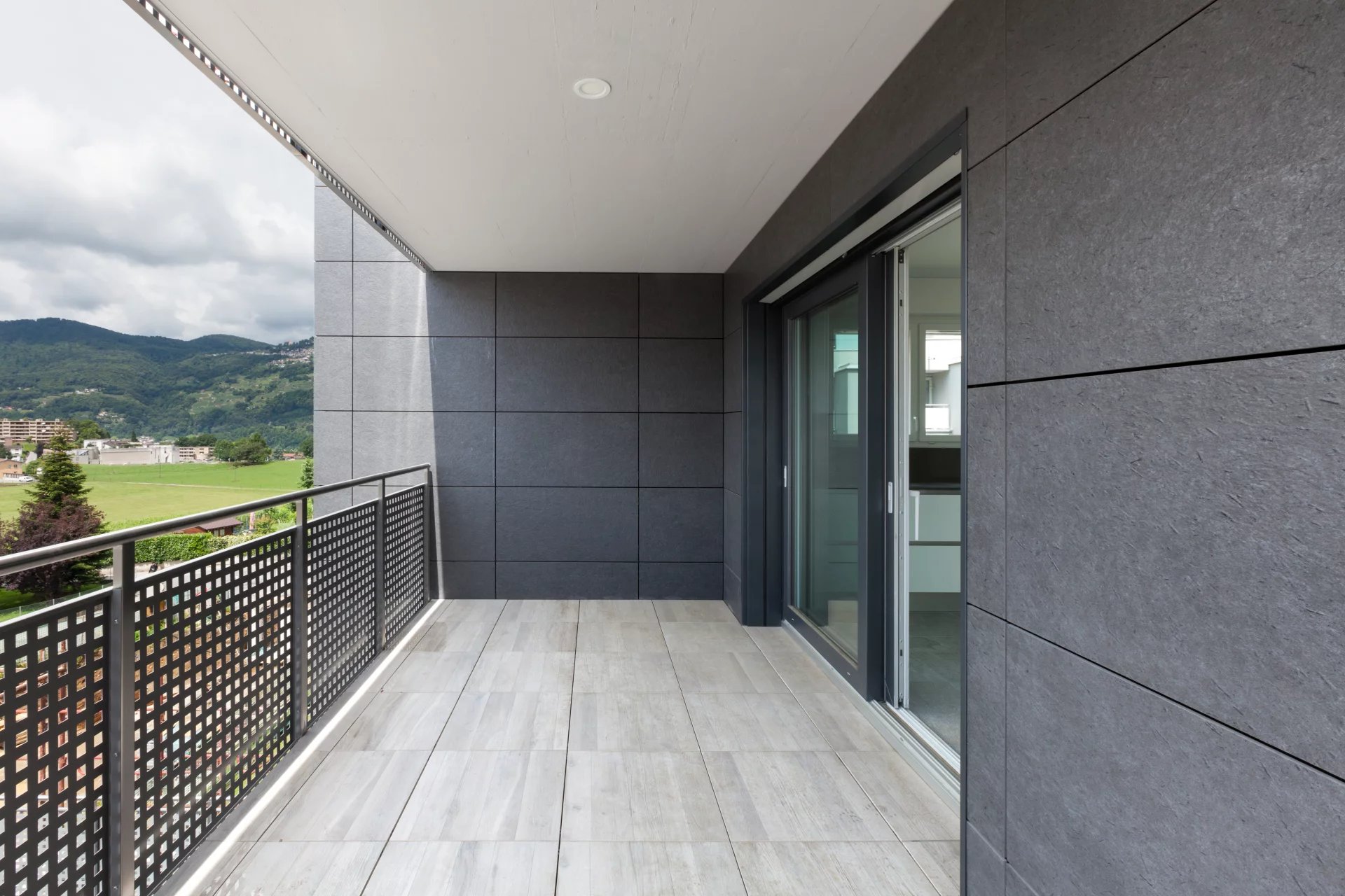 BEAU T3 AVEC TERRASSE