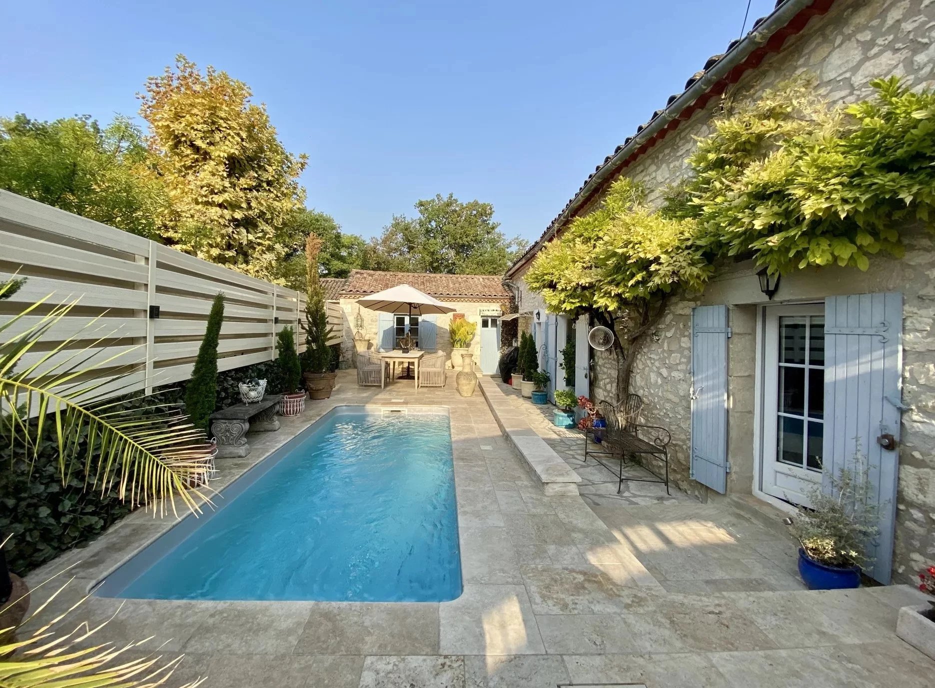 Charmante maison avec petite piscine près de la bastide de Monflanquin