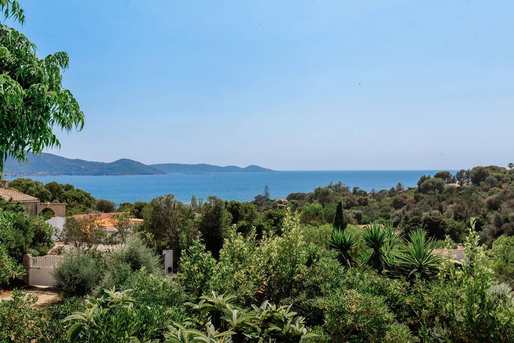 RUPPIONE - Propriété En bord de mer