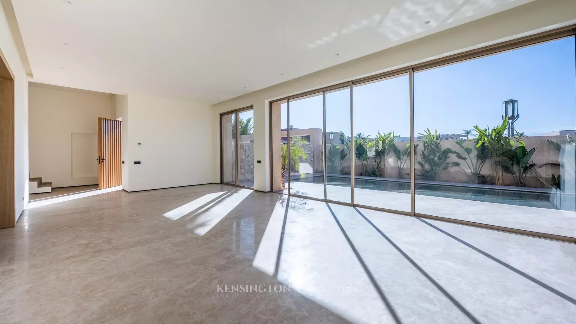 4 Bedroom Villa/Townhouse's Image 7