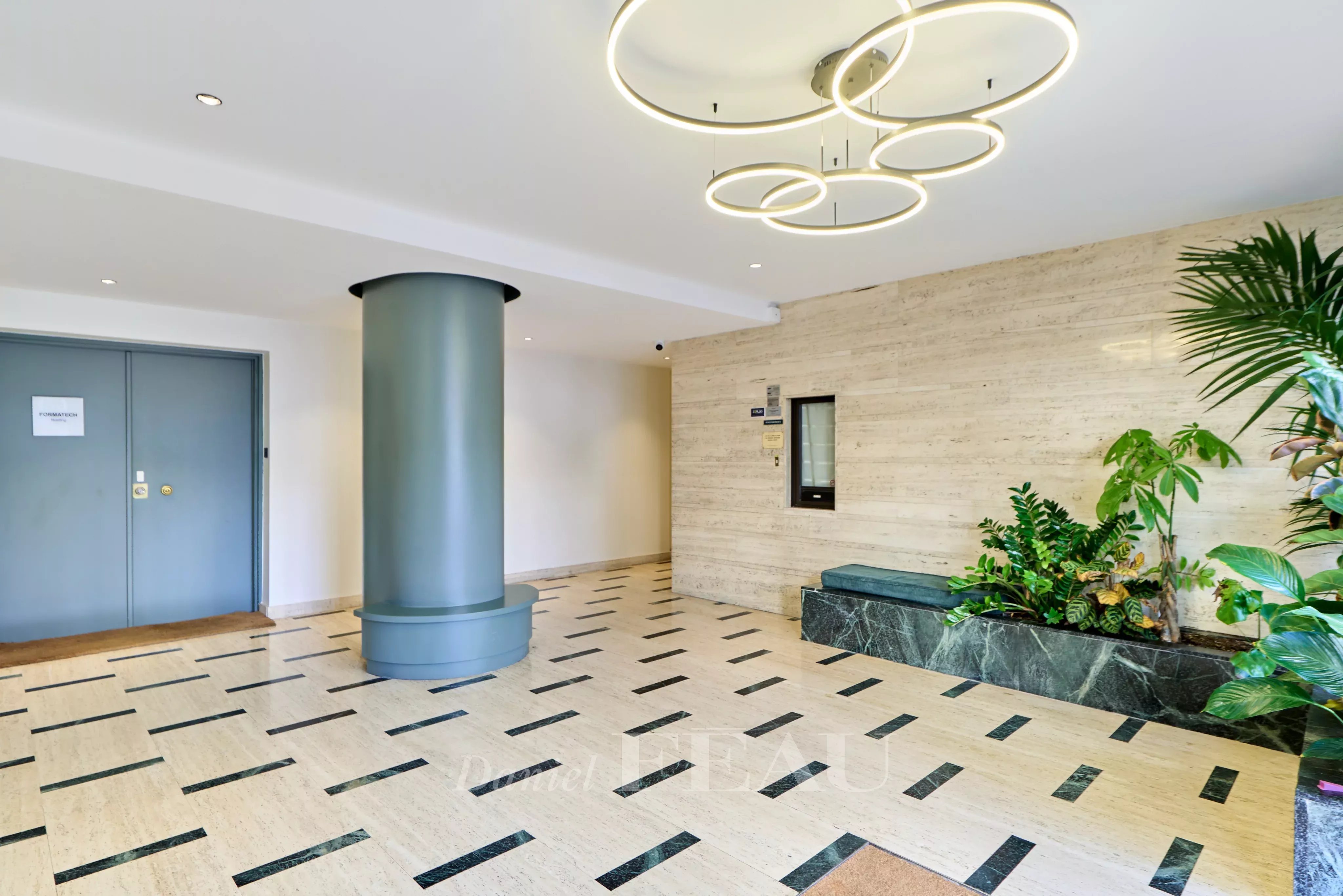 Sale Apartment Paris 16th